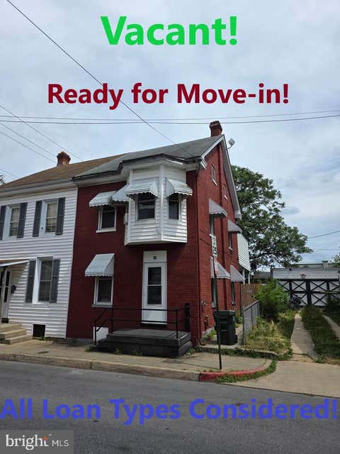 Townhouse For Sale - 28 S Locust Street<br/> HAGERSTOWN, MD 21740