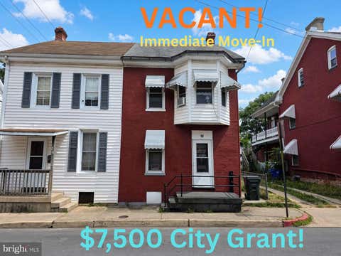 Townhouse For Sale - 28 S Locust Street<br/> HAGERSTOWN, MD 21740