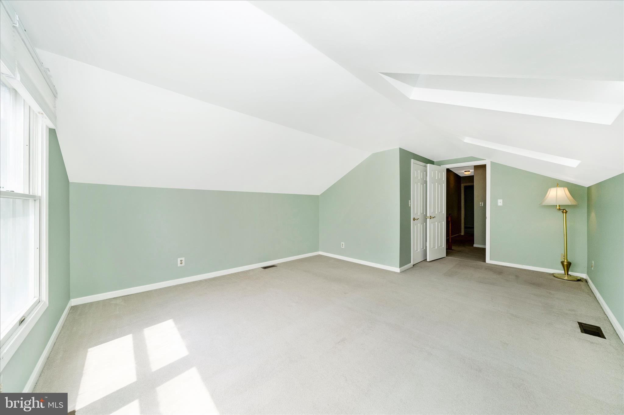 NORBECK MANOR - Residential