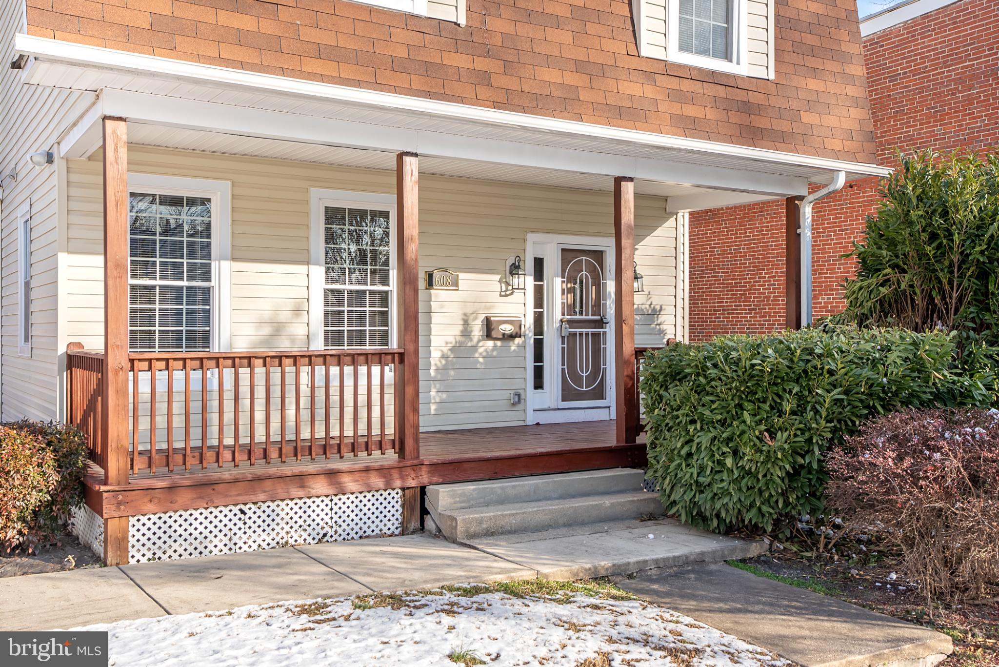 BELVEDERE SQUARE - Residential