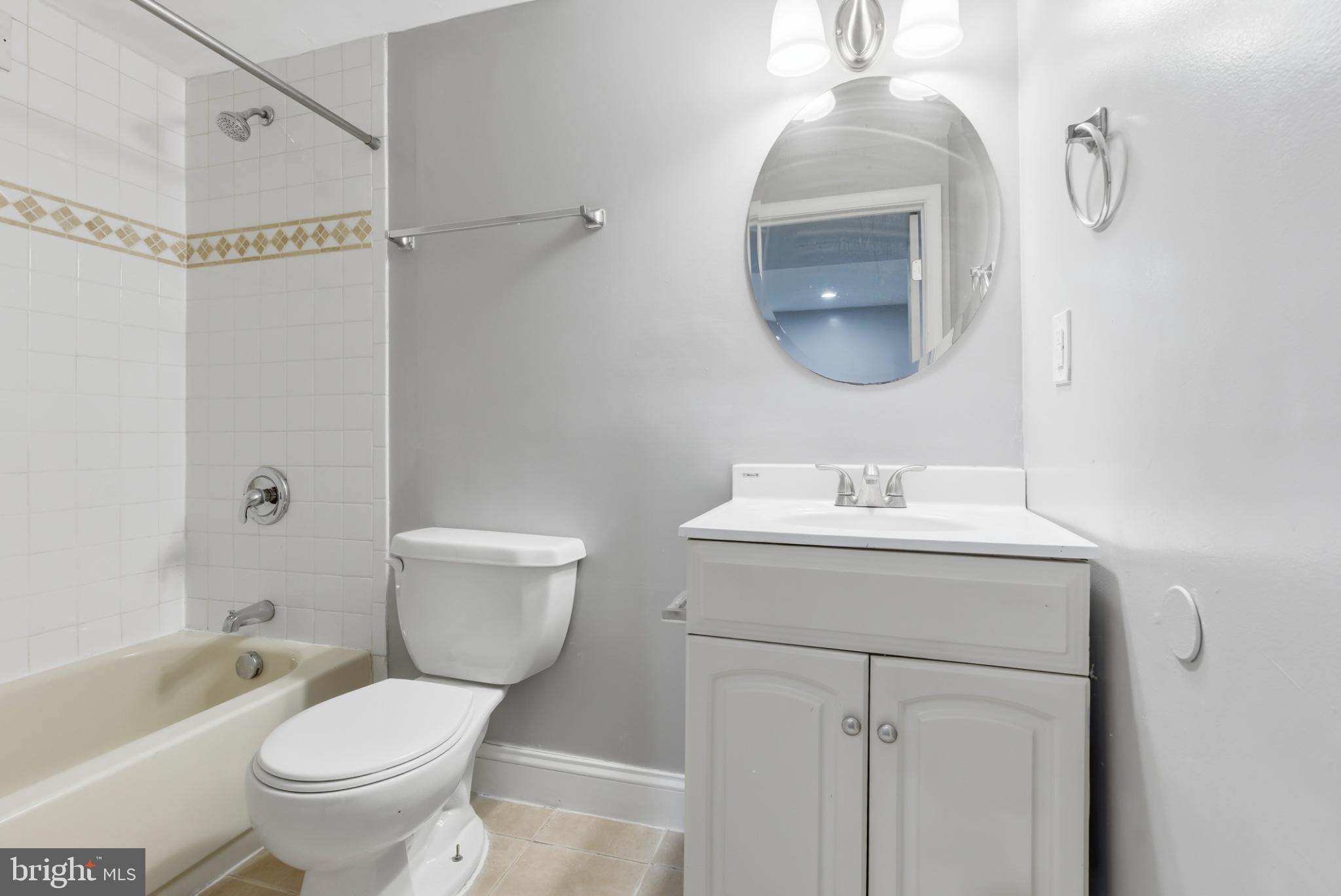 BELVEDERE SQUARE - Residential