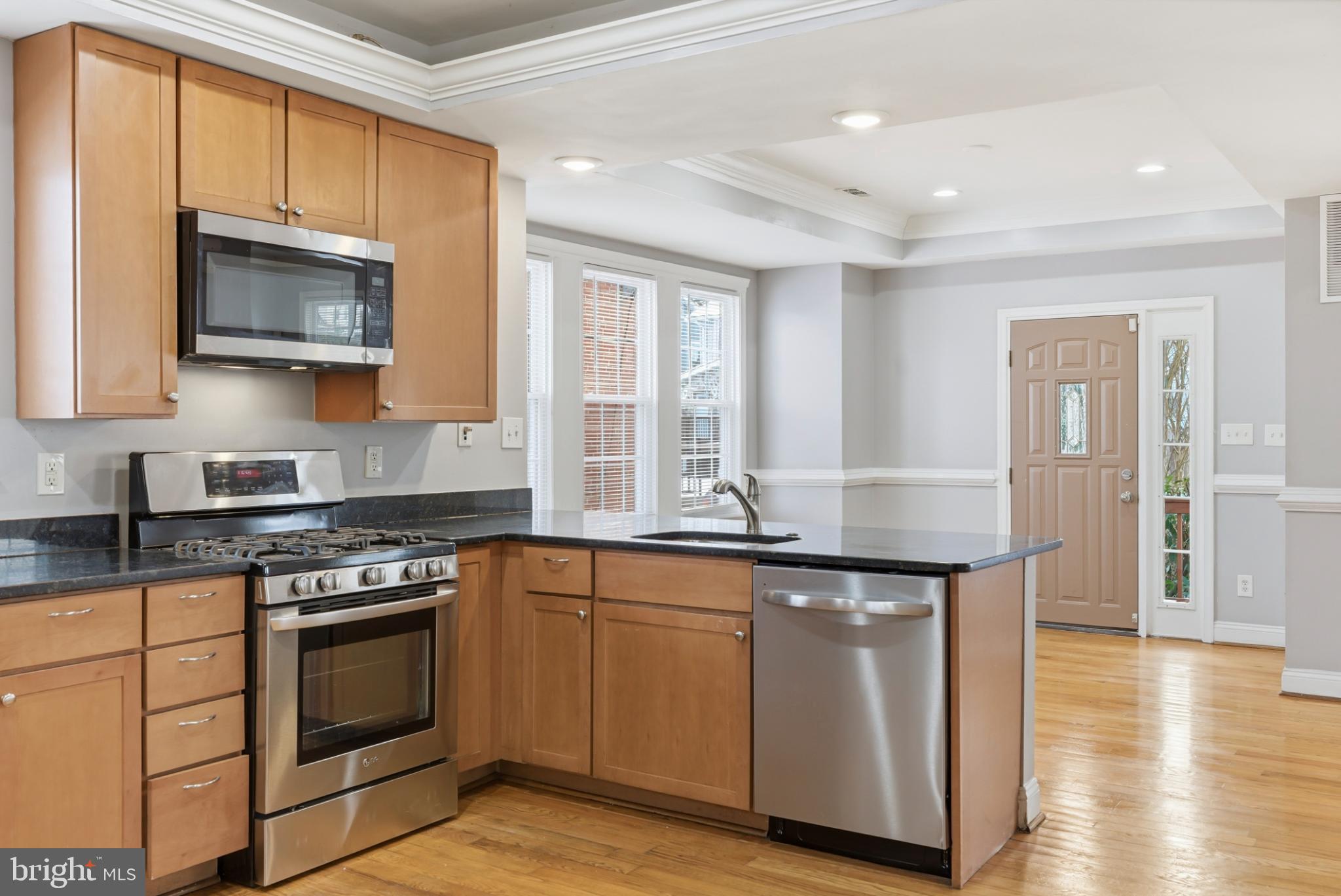 BELVEDERE SQUARE - Residential