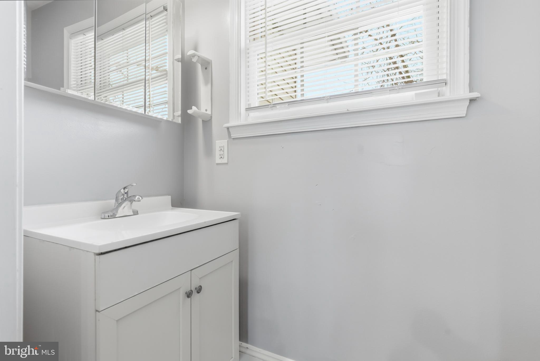 BELVEDERE SQUARE - Residential