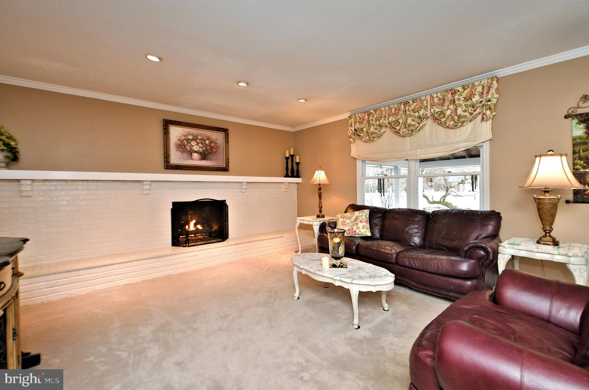 MALLARD POND - Residential