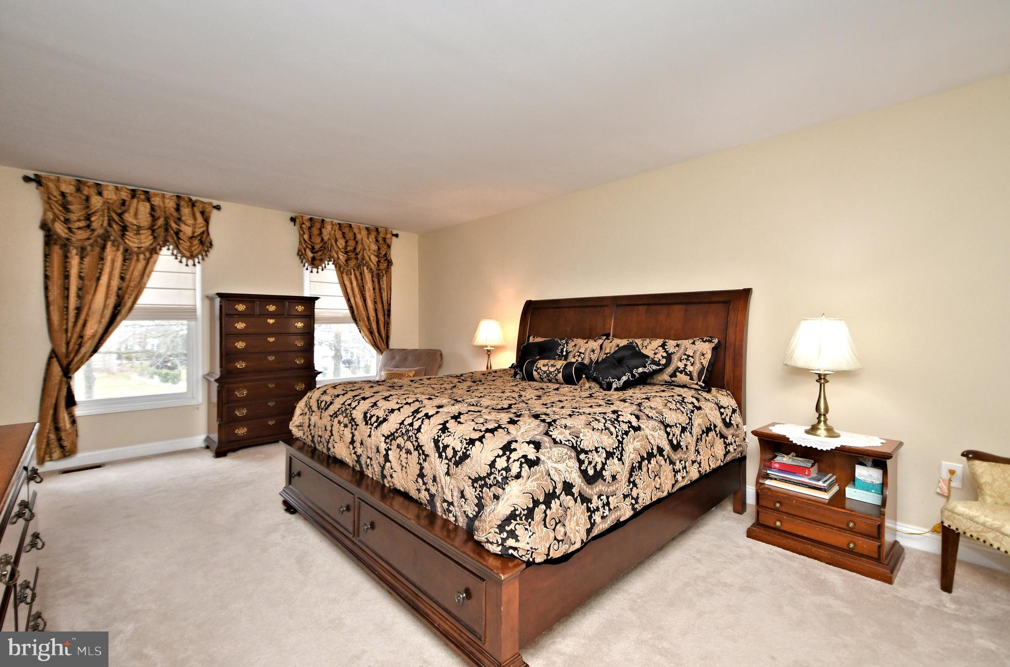MALLARD POND - Residential