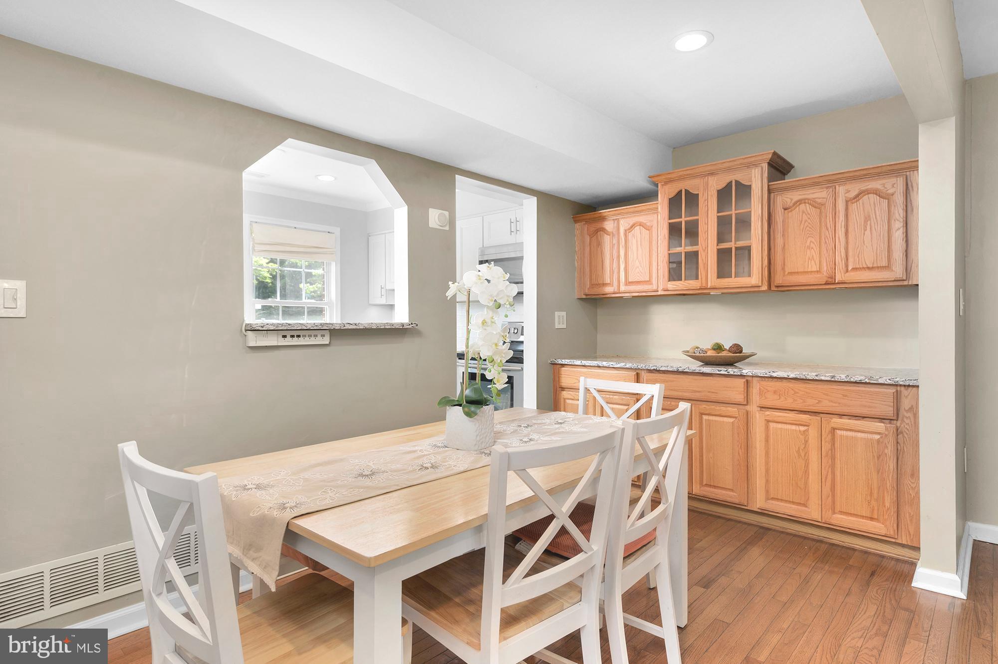 MARINER'S COVE - Residential