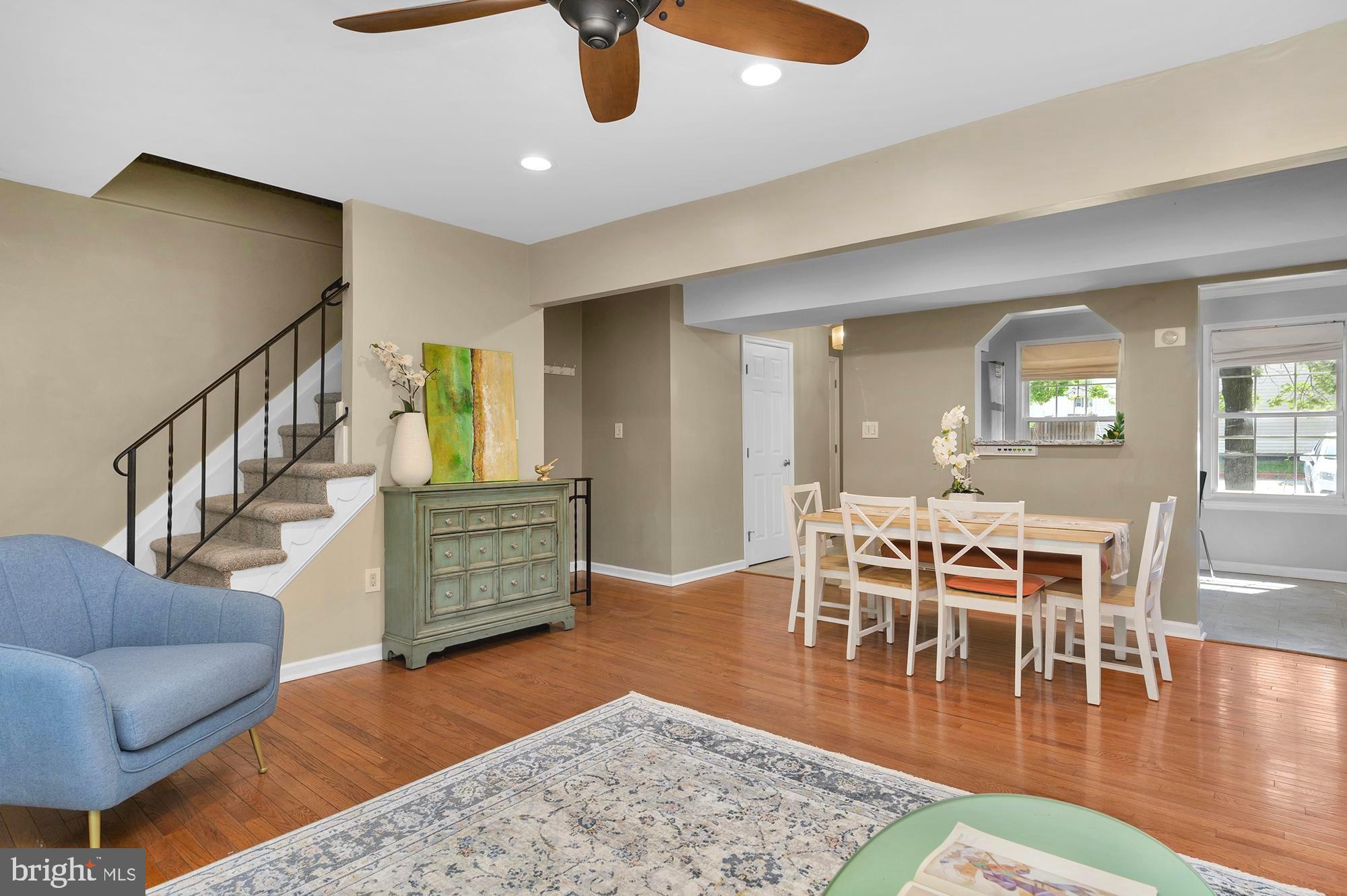 MARINER'S COVE - Residential