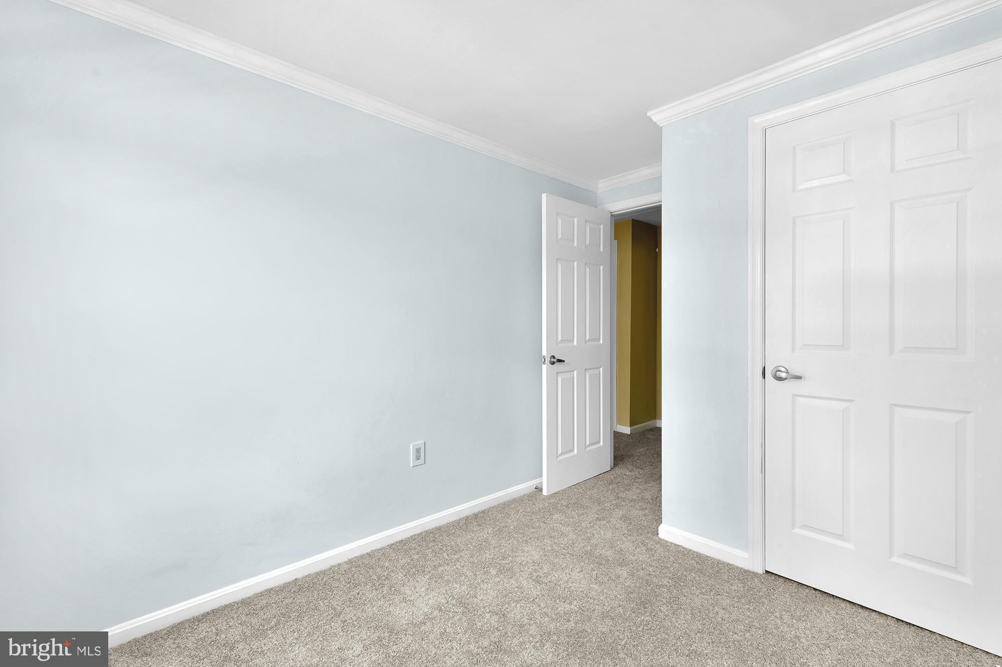 MARINER'S COVE - Residential