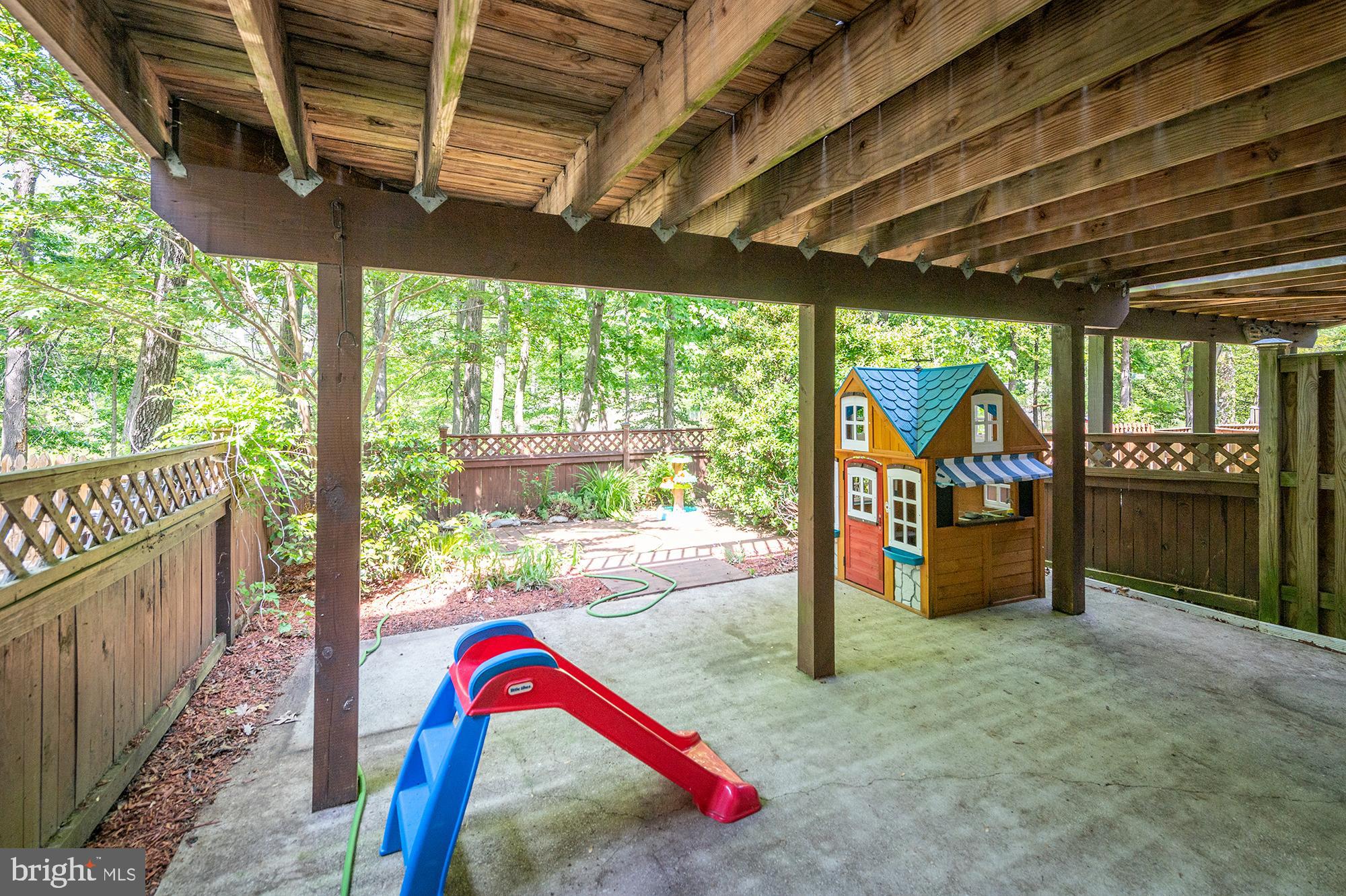 MARINER'S COVE - Residential