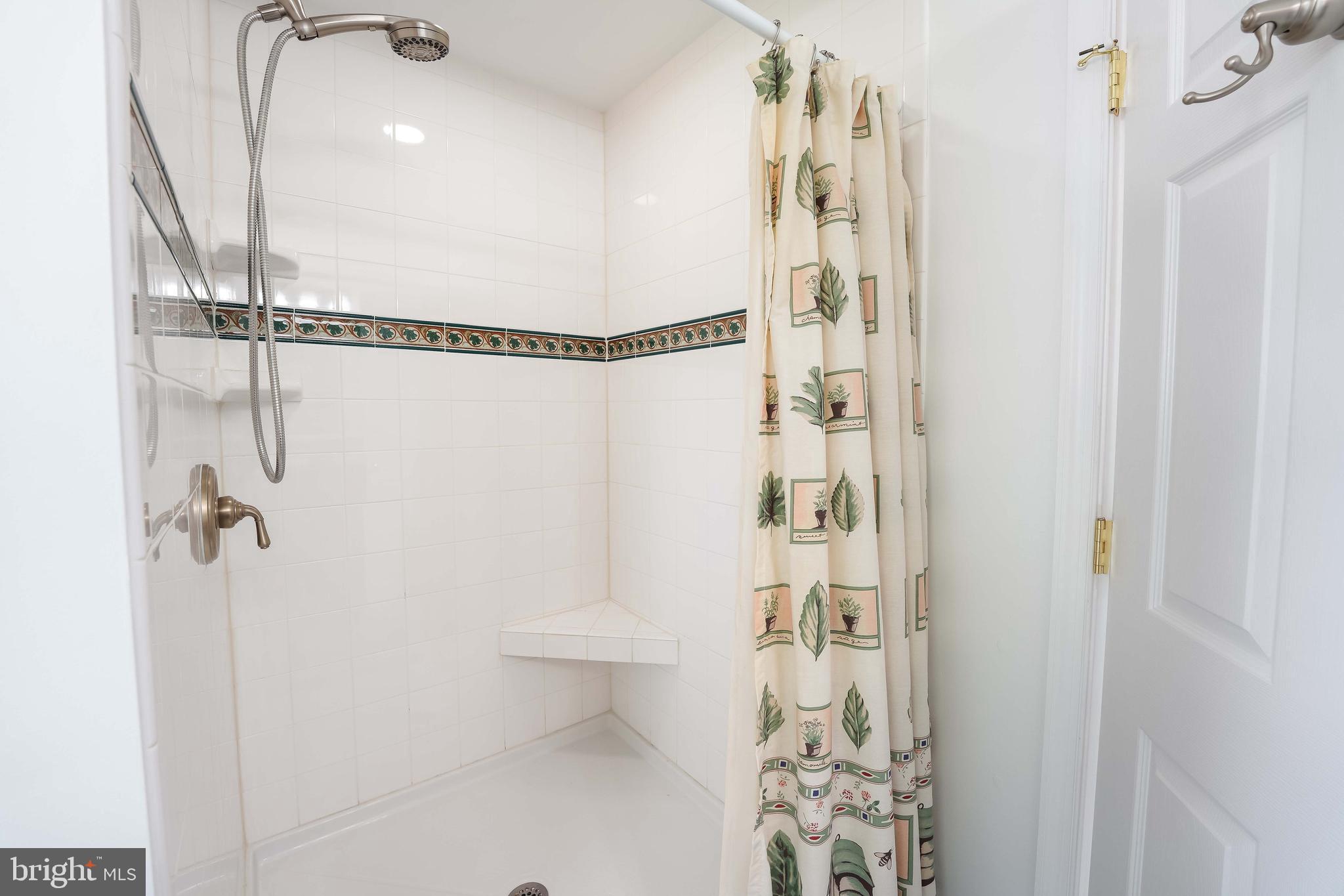 POHICK ESTATES - Residential