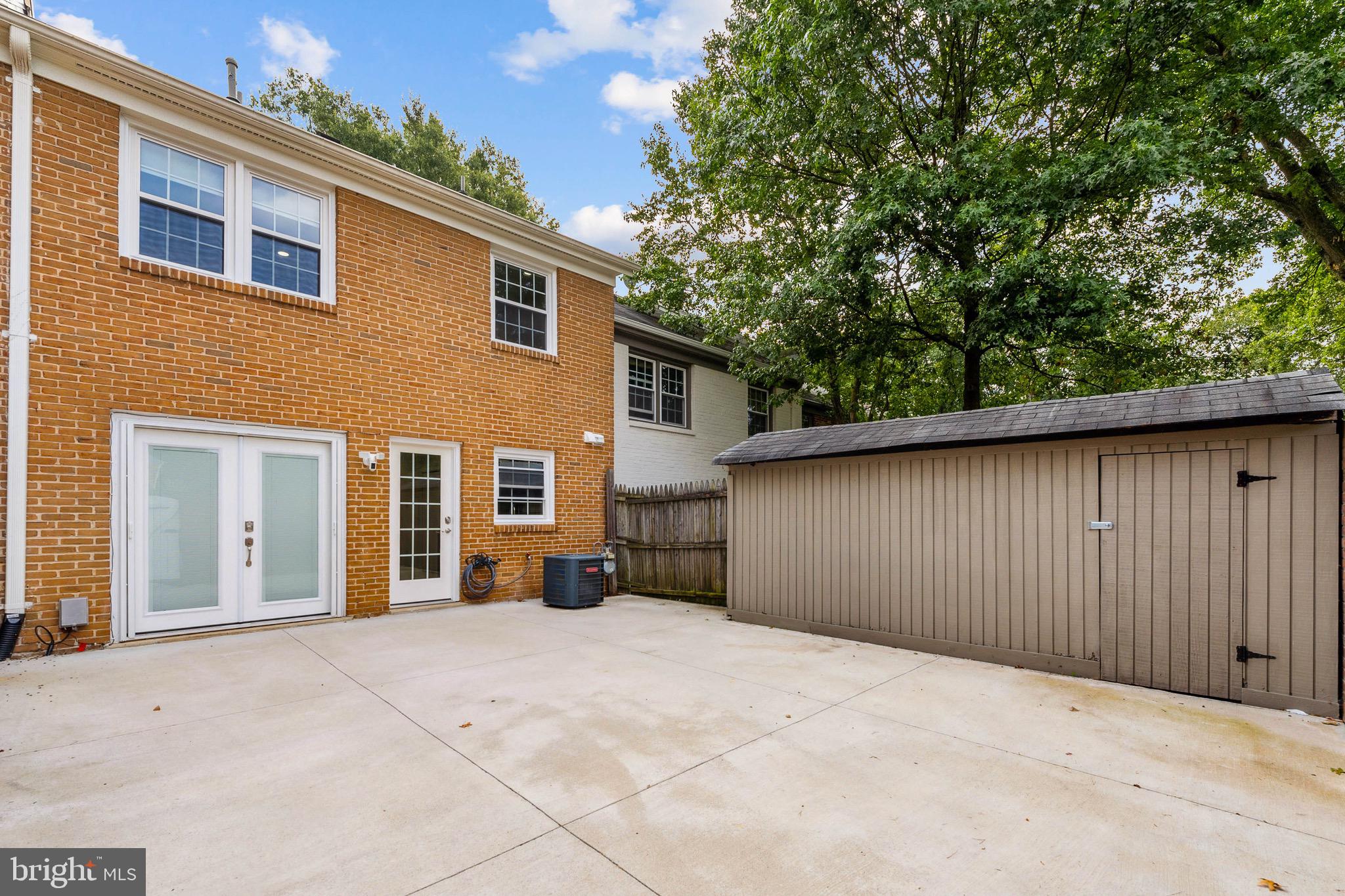 CHARLESTOWN - Residential Lease