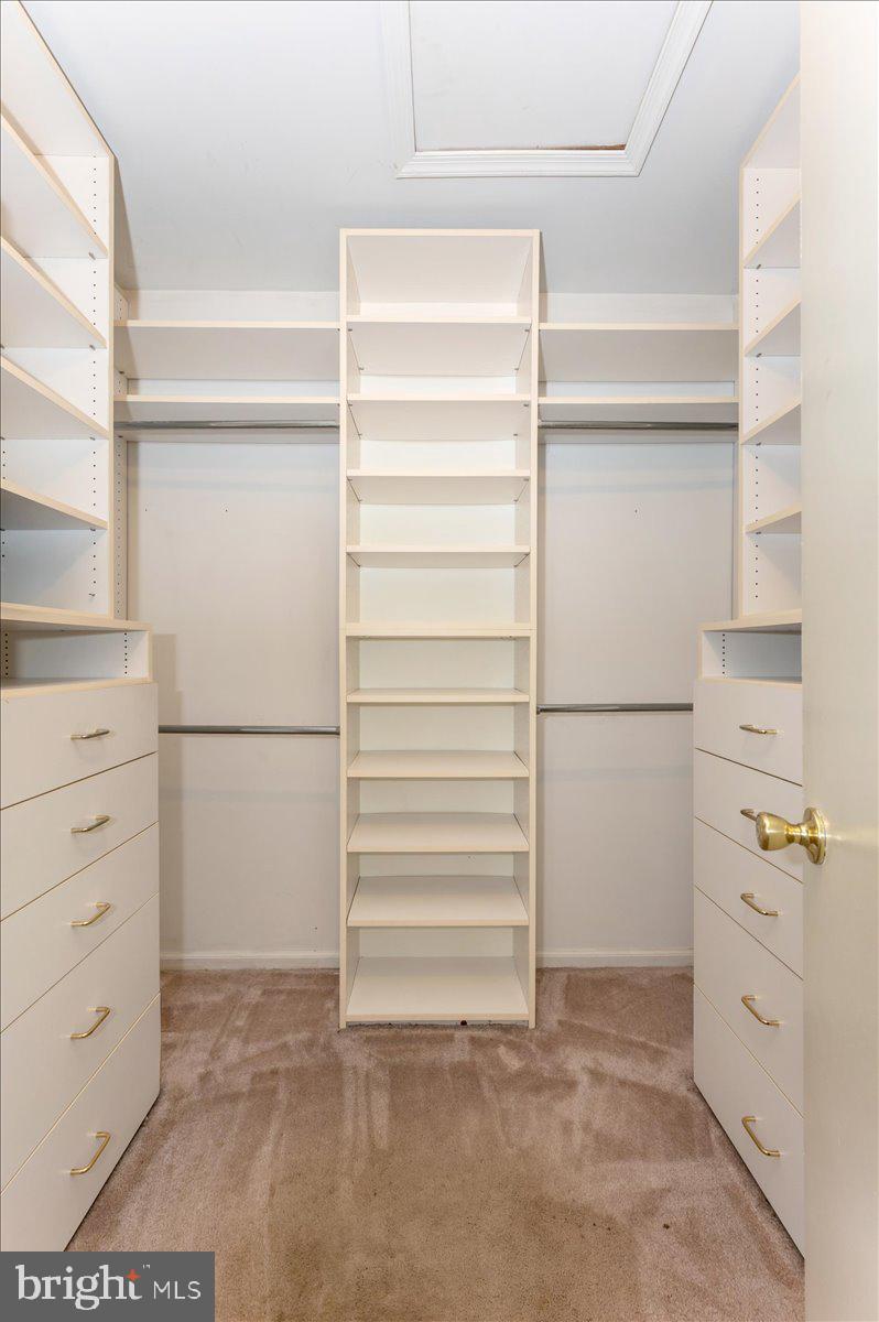 FAIRIDGE - Residential