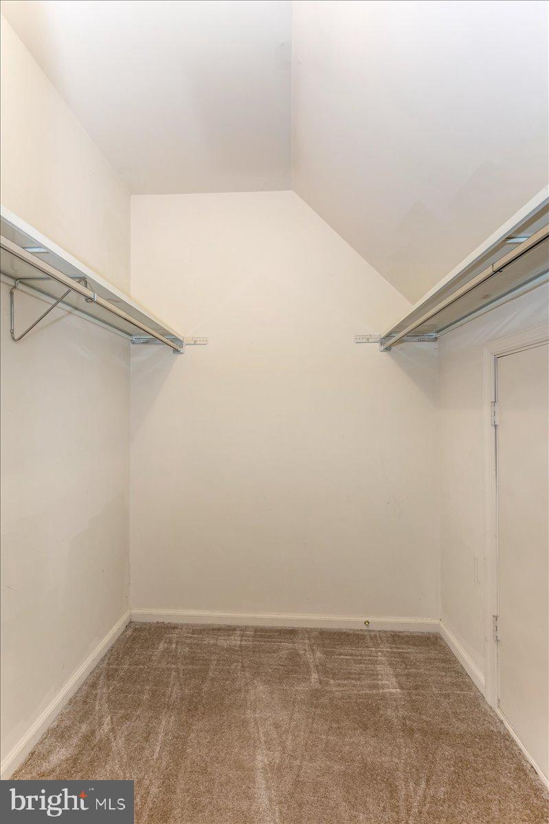 FAIRIDGE - Residential