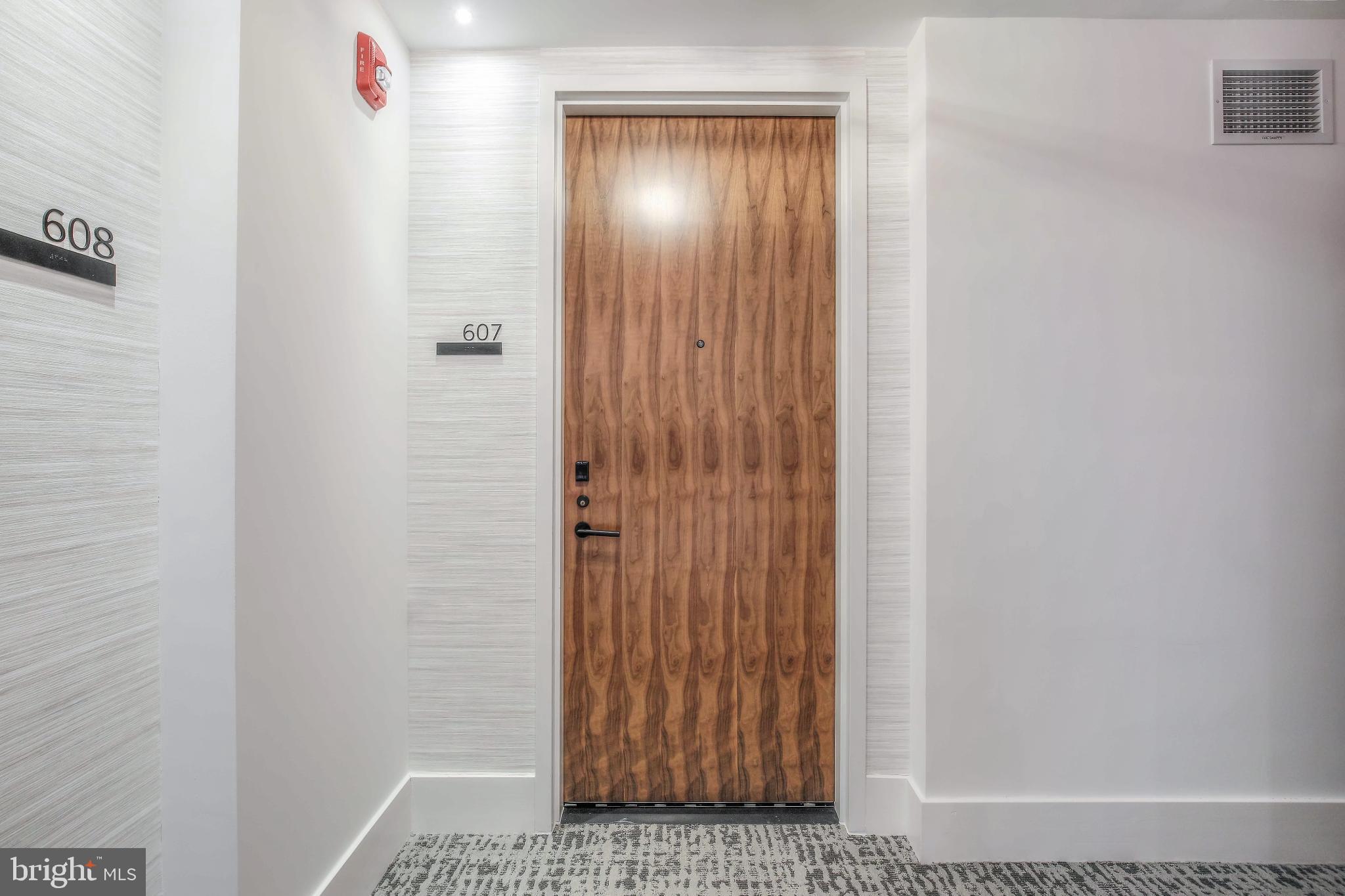 FALLS CHURCH CITY - Residential