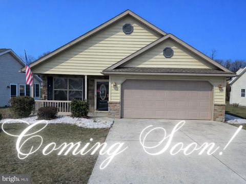 95 LANTERN LANE SHIPPENSBURG PA 17257