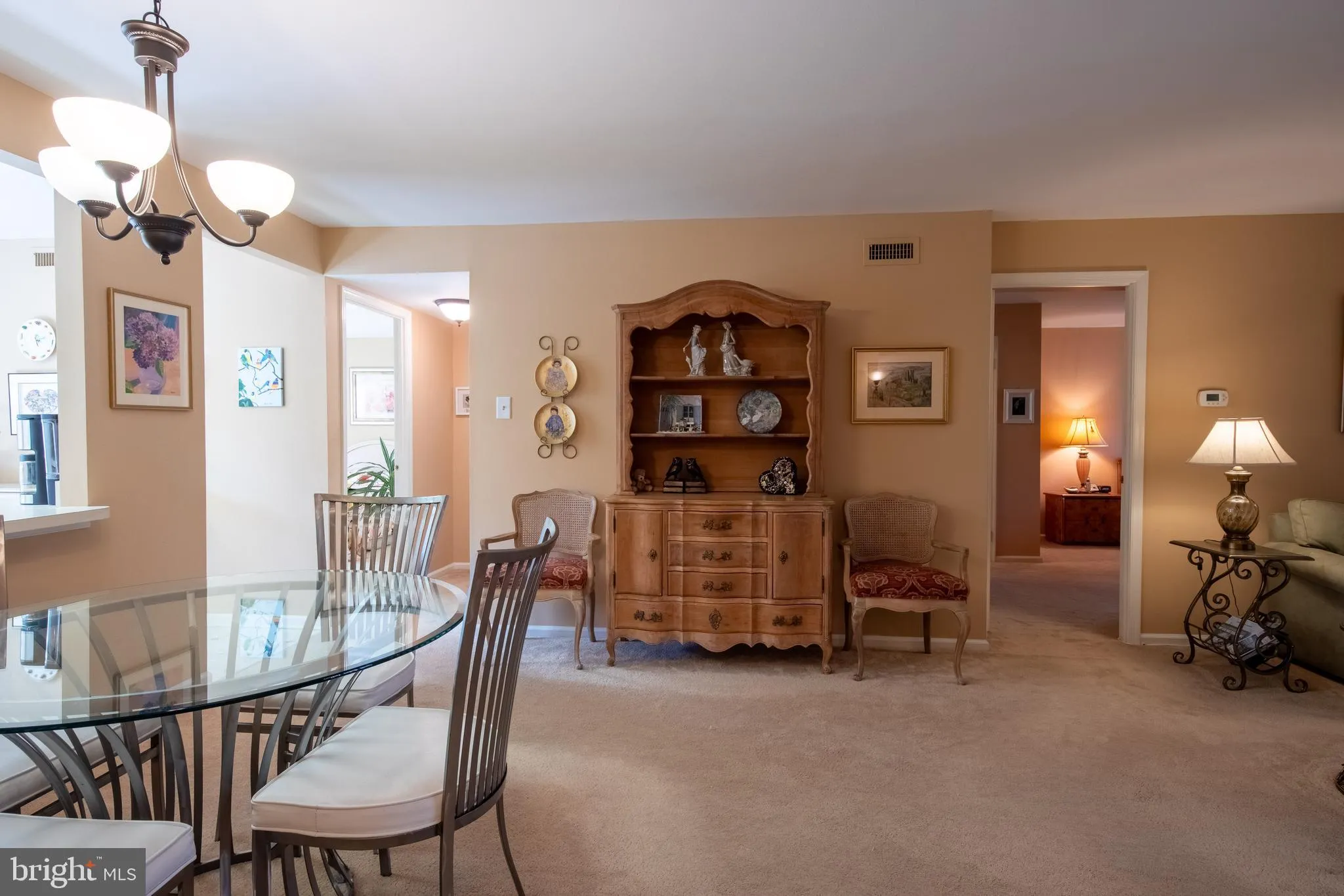 Elkins Park, Pennsylvania 19027, United States, 2 Bedrooms Bedrooms, ,2 BathroomsBathrooms,Residential,Active,86991