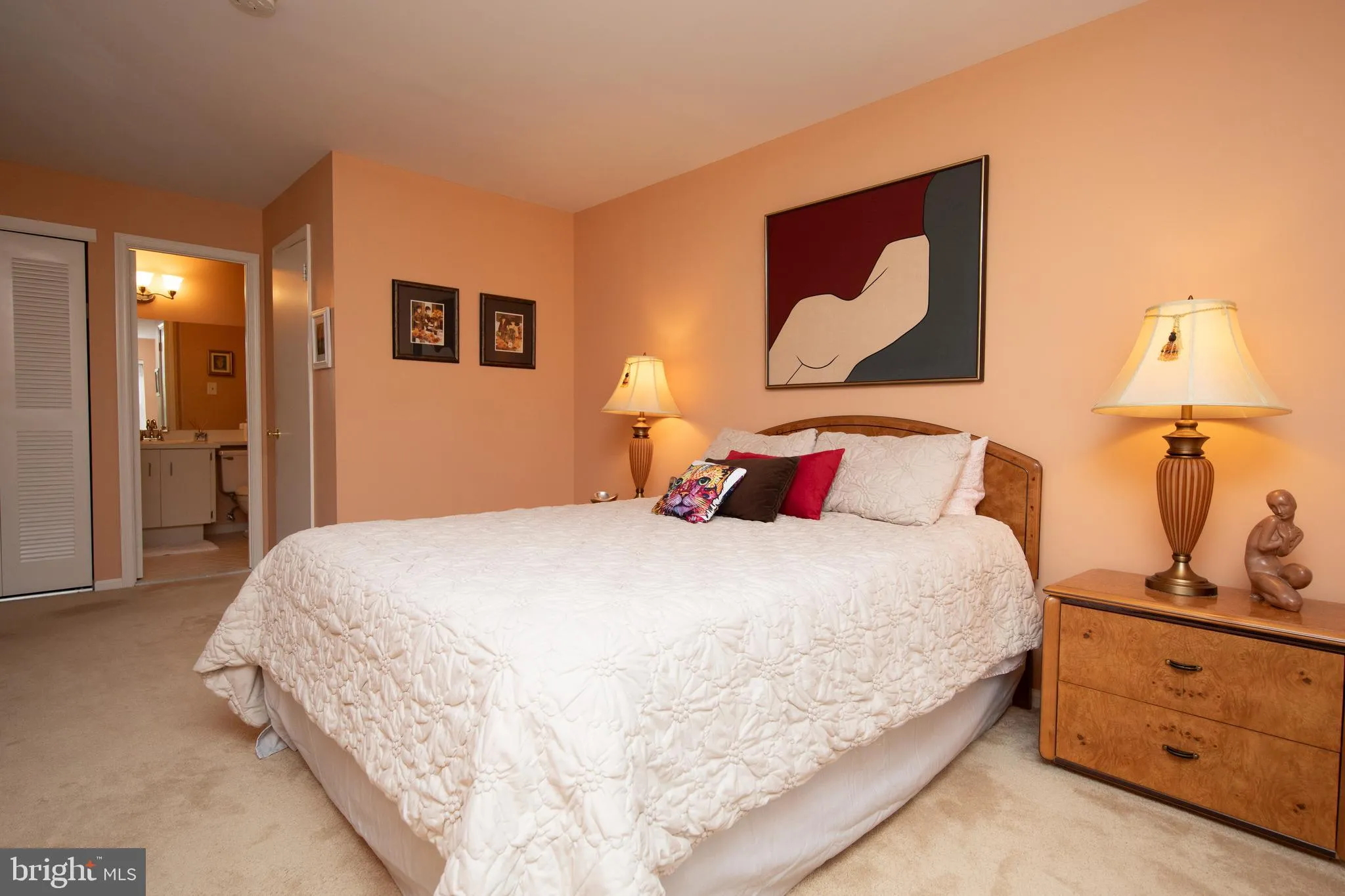 Elkins Park, Pennsylvania 19027, United States, 2 Bedrooms Bedrooms, ,2 BathroomsBathrooms,Residential,Active,86991