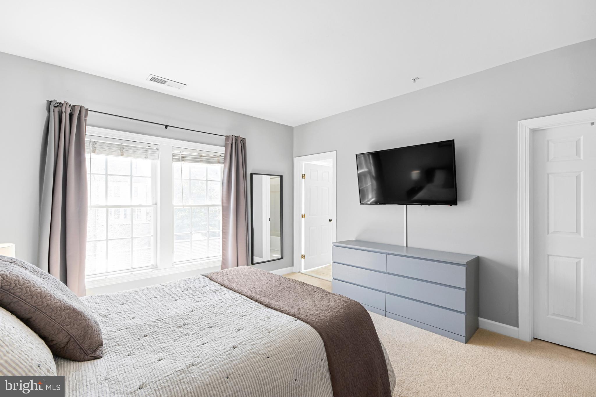 VILLAGES OF URBANA - Residential