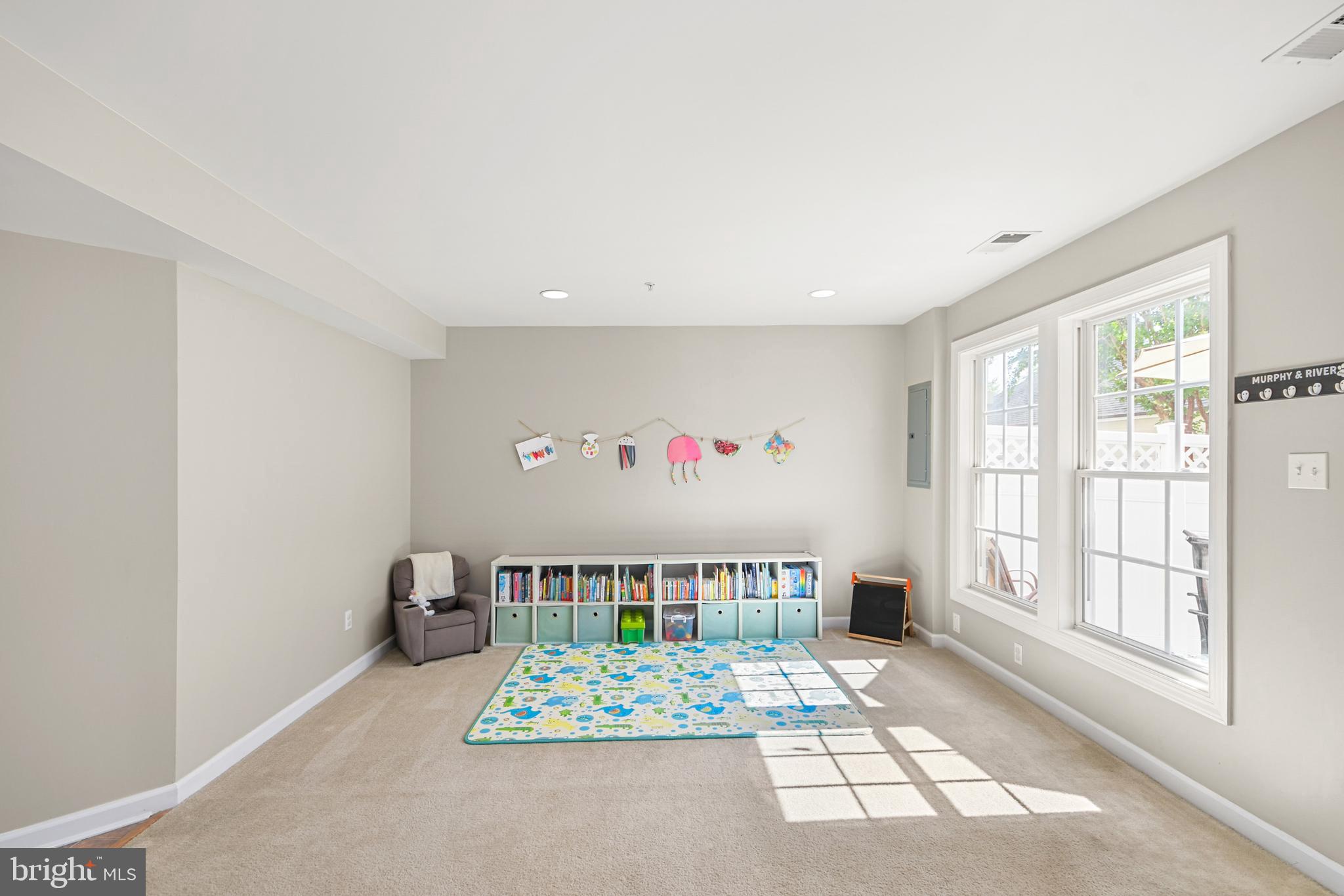 VILLAGES OF URBANA - Residential