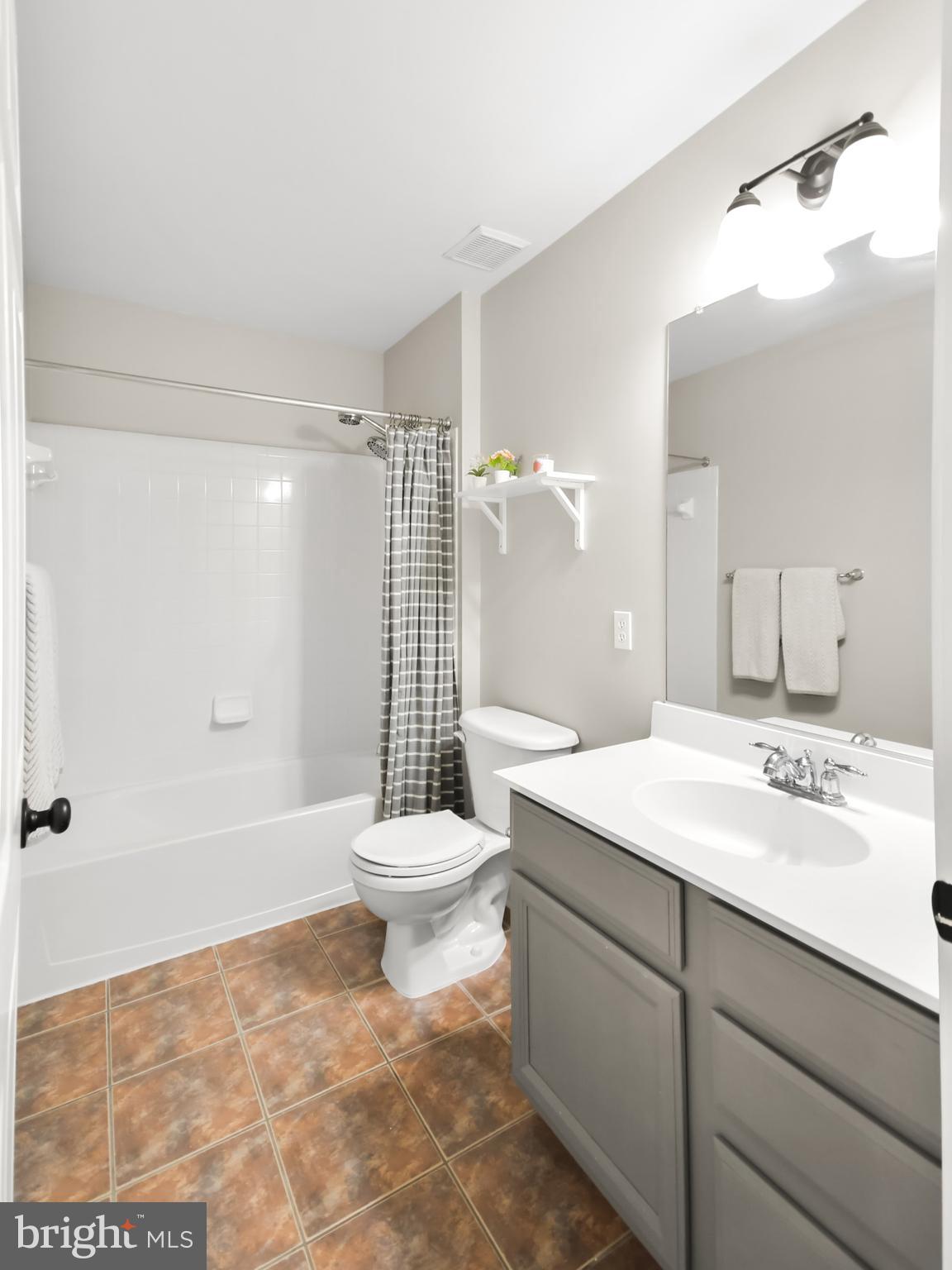 VILLAGES OF URBANA - Residential