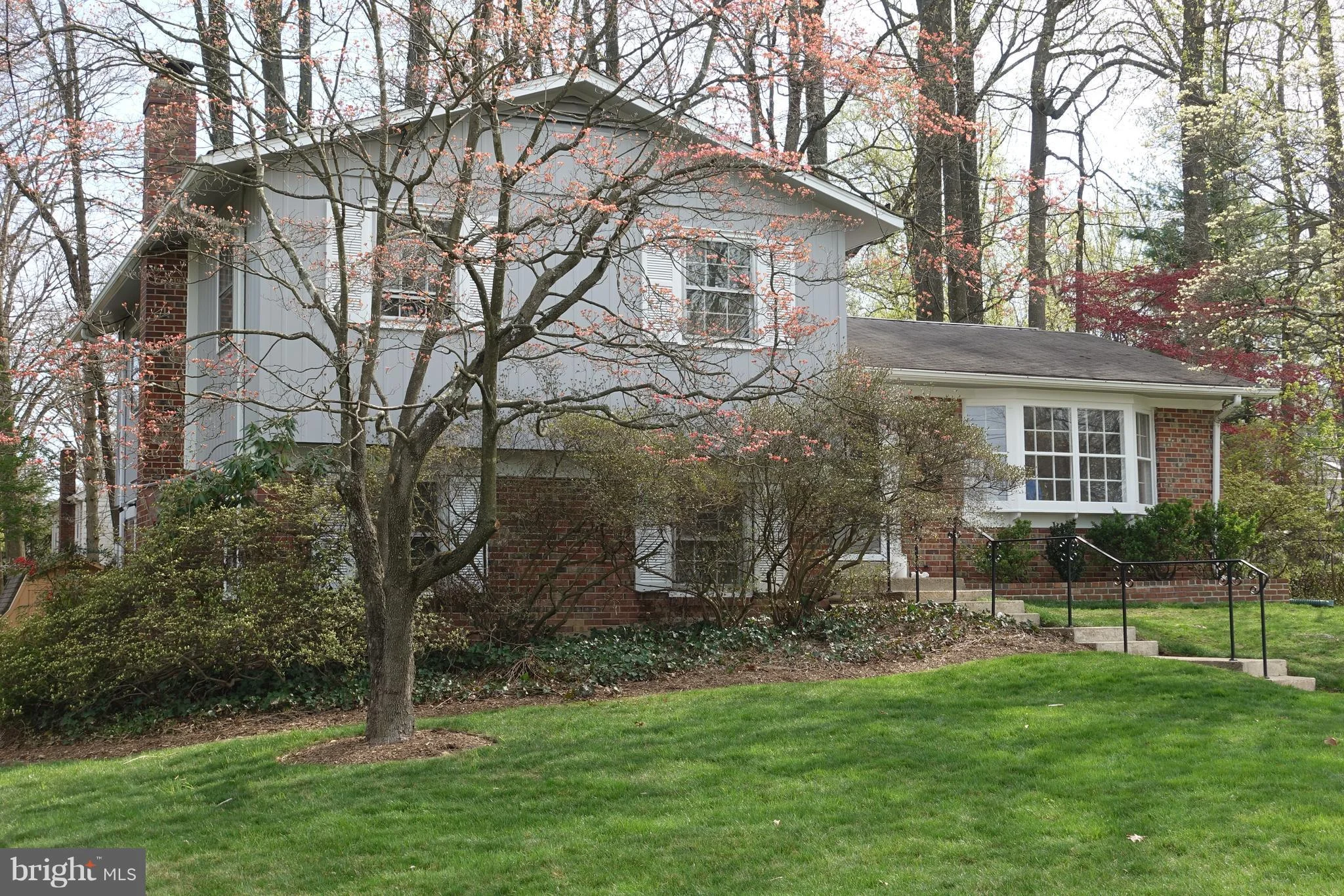 8203 Old Oaks Drive, Springfield, VA 22152