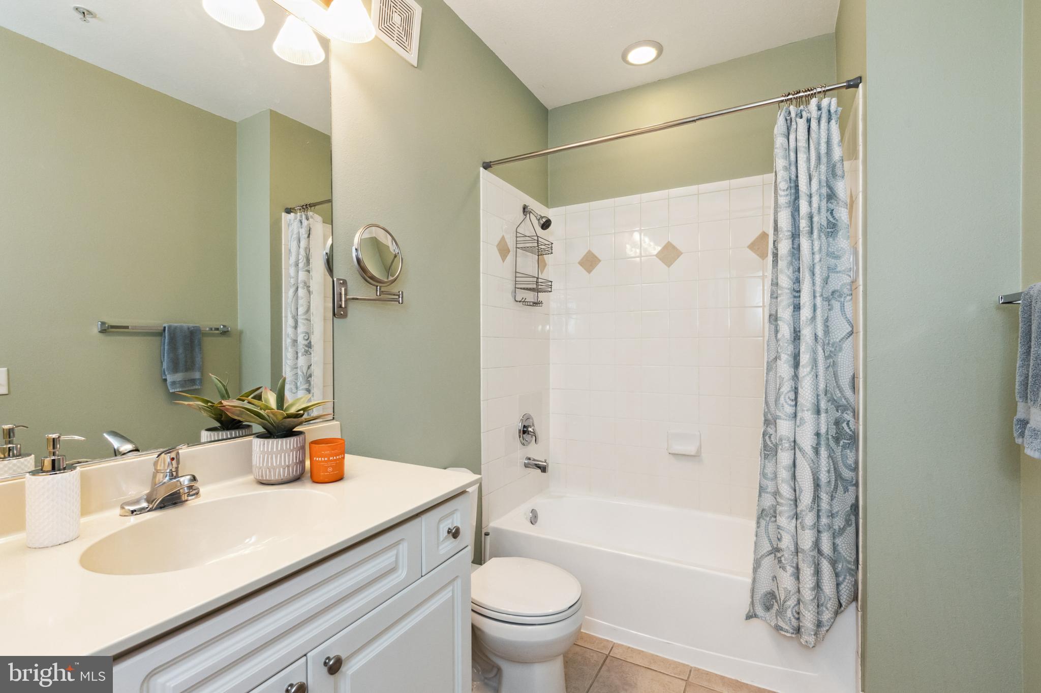 THE FITZ - Residential