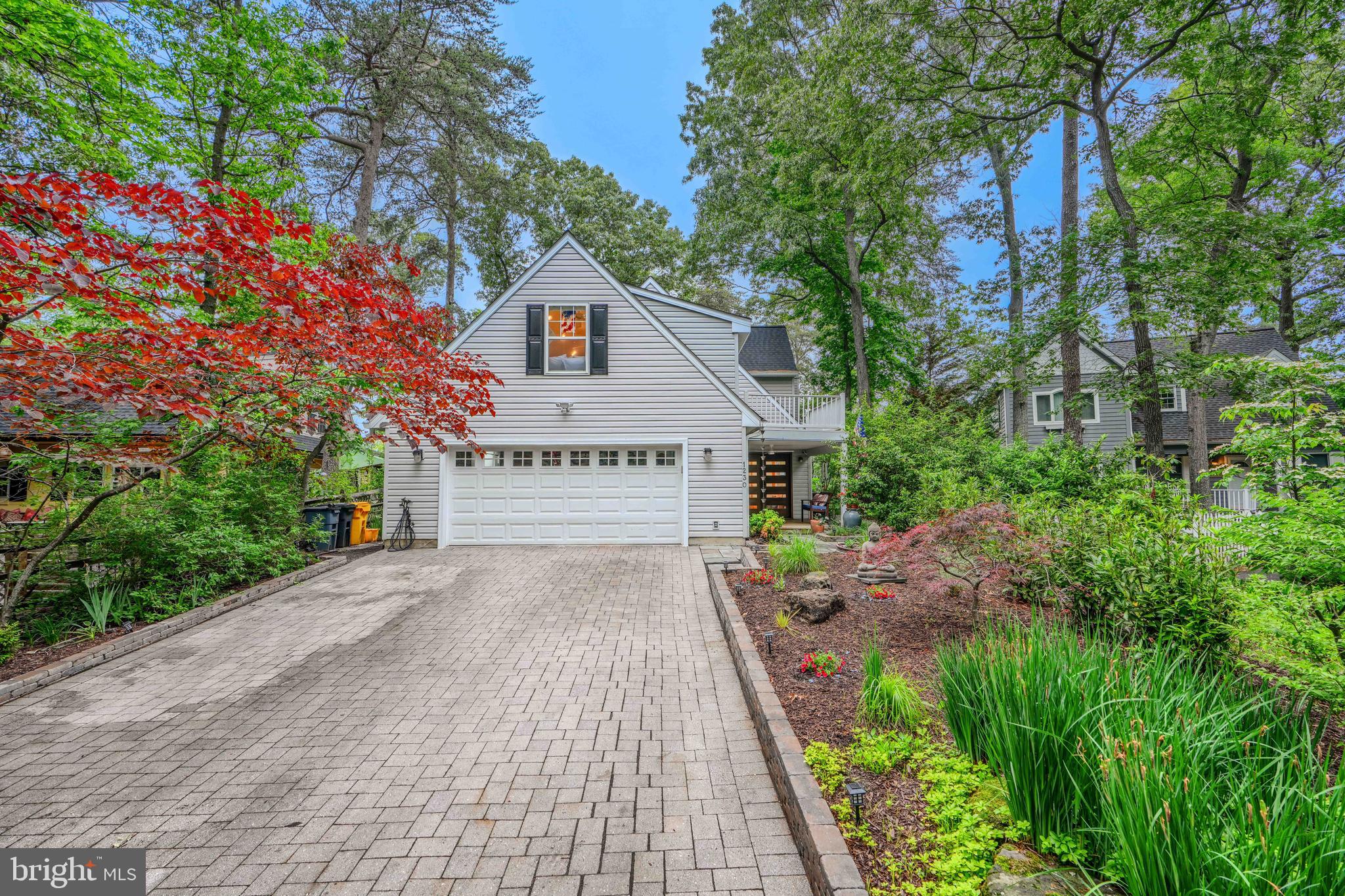 BAY HIGHLANDS - Residential