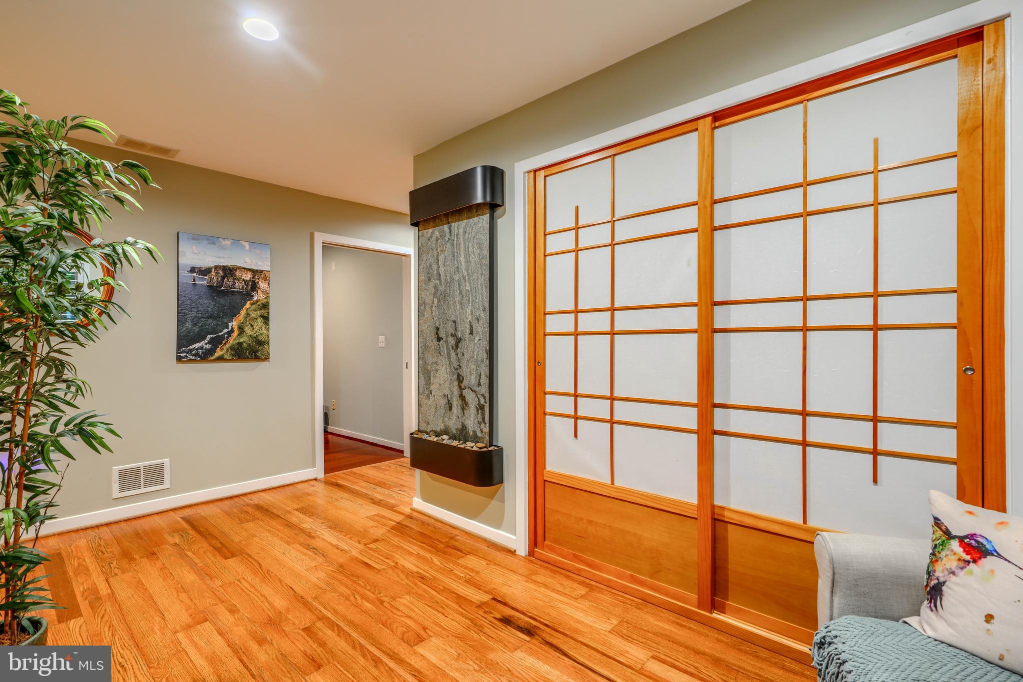 BAY HIGHLANDS - Residential