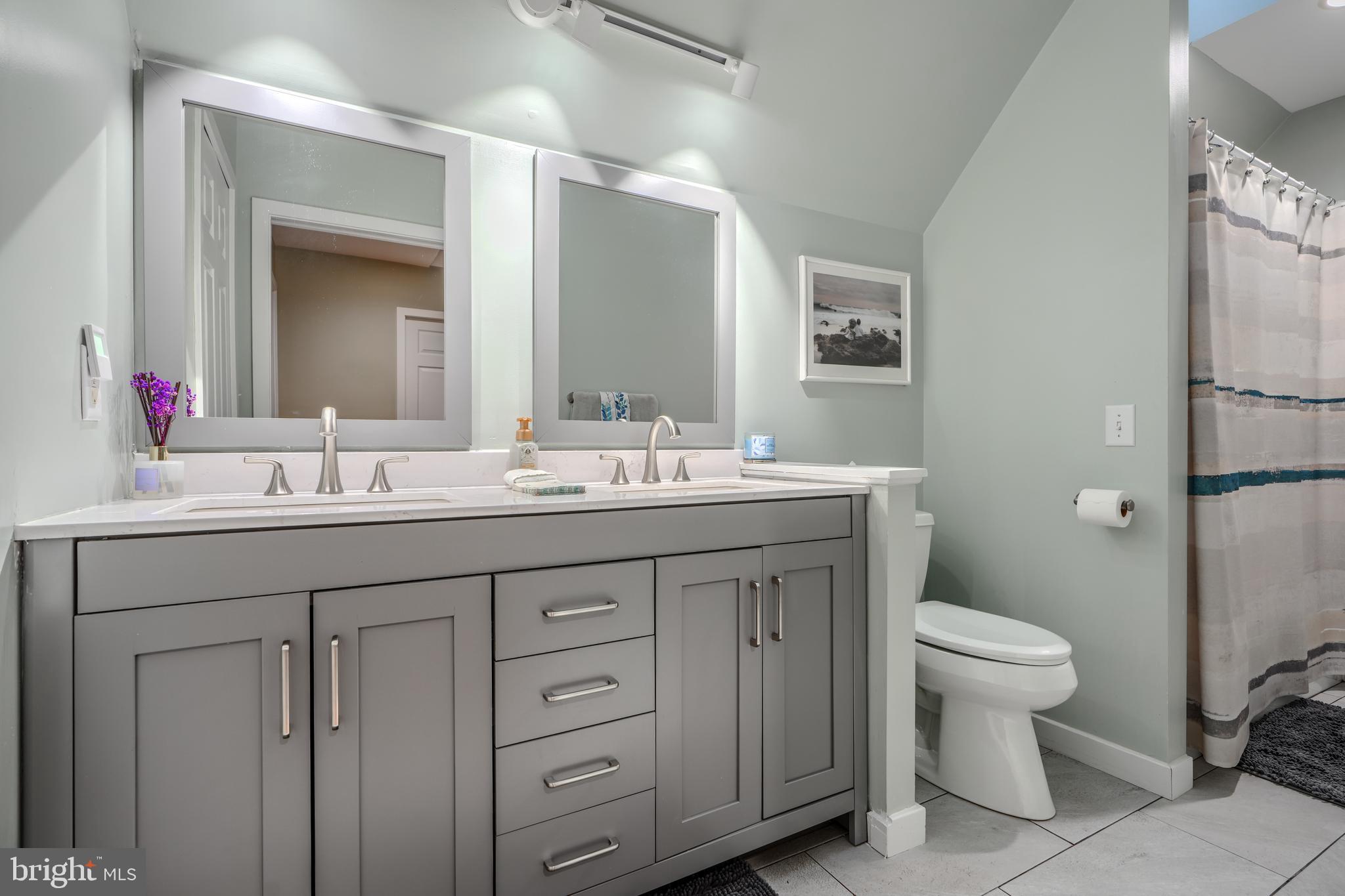 BAY HIGHLANDS - Residential