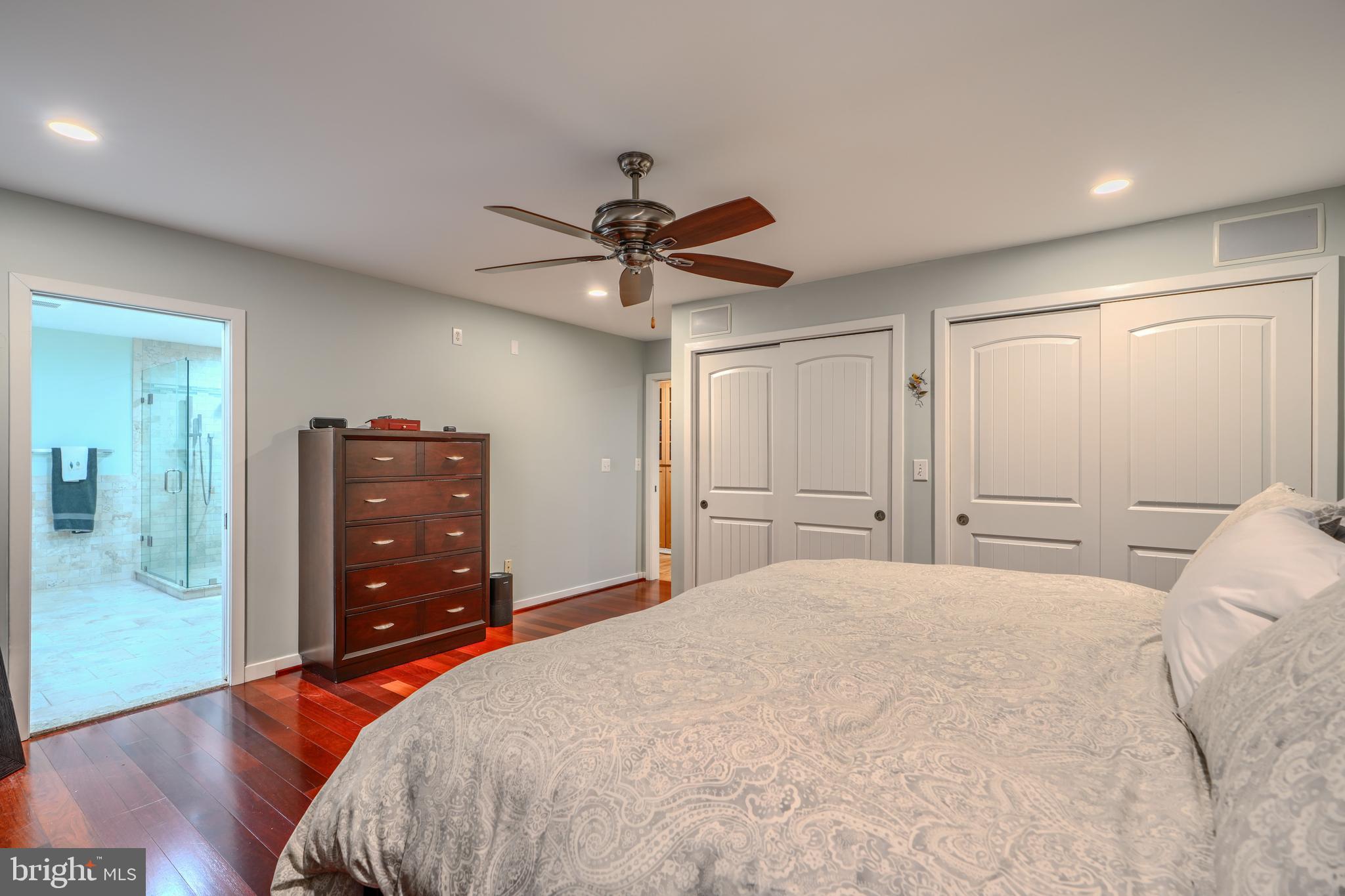 BAY HIGHLANDS - Residential
