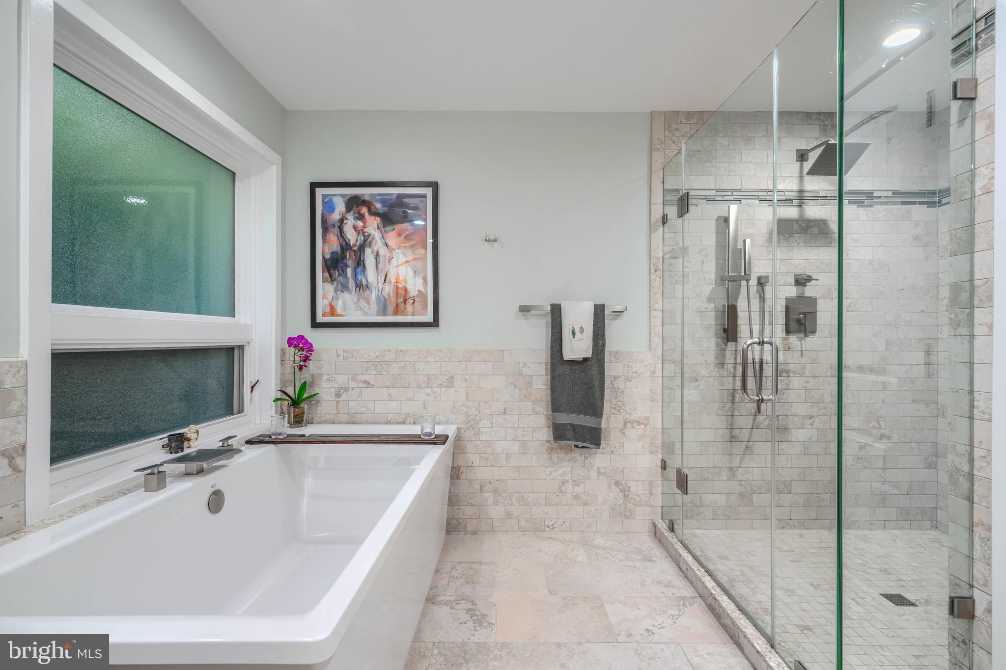 BAY HIGHLANDS - Residential