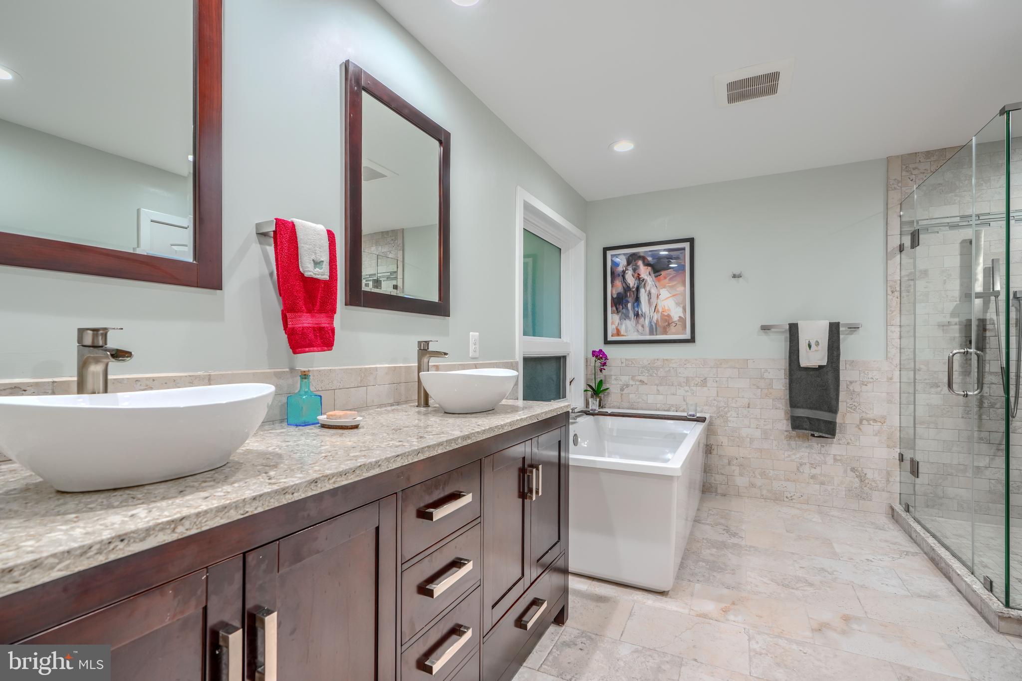 BAY HIGHLANDS - Residential