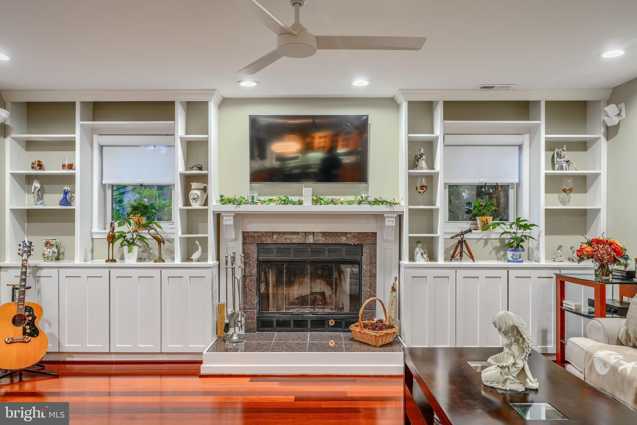 BAY HIGHLANDS - Residential