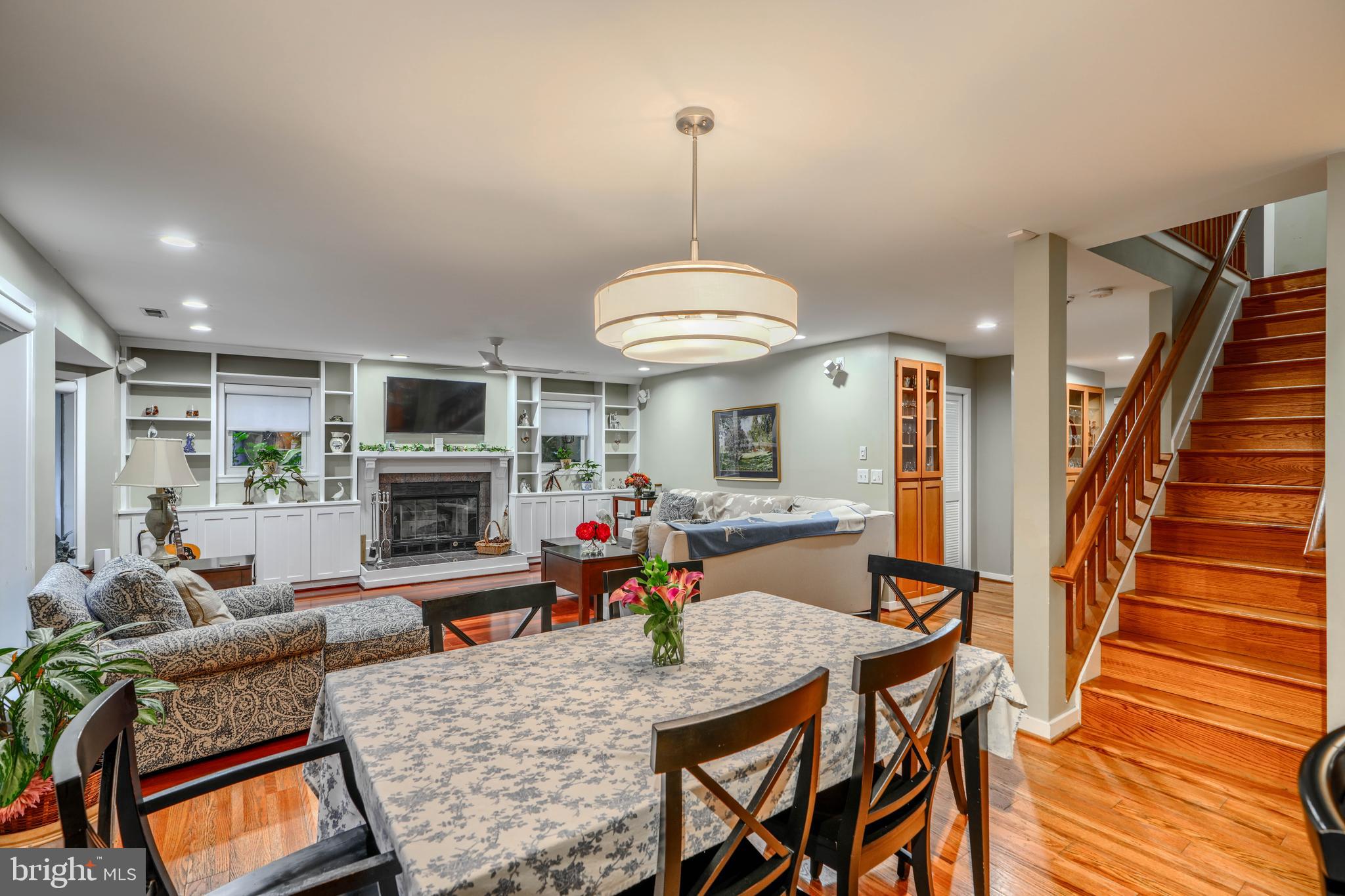 BAY HIGHLANDS - Residential