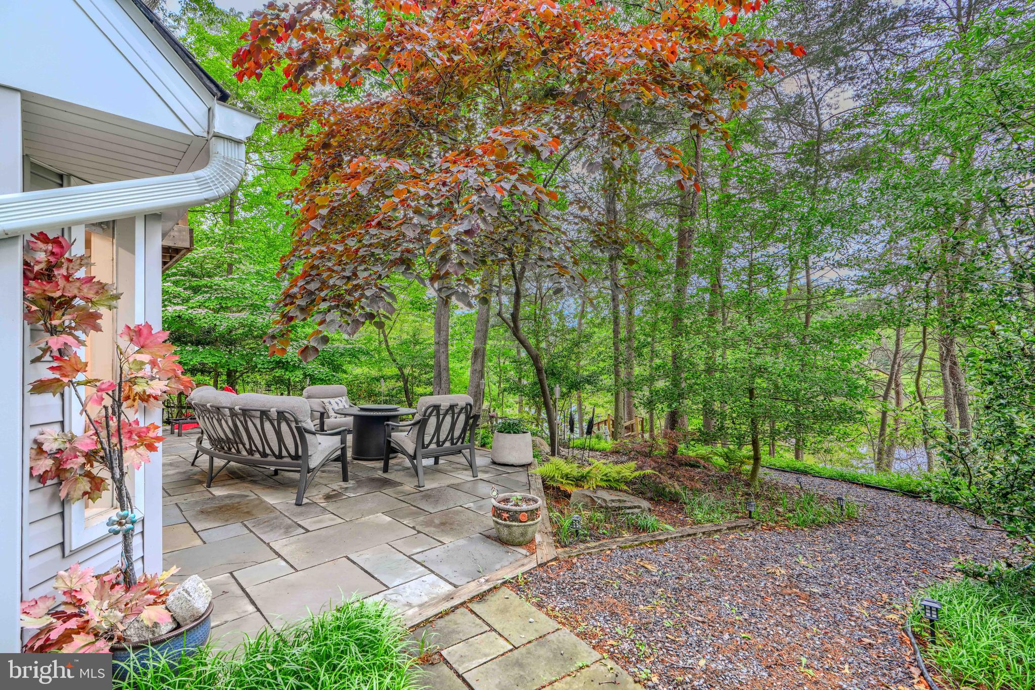 BAY HIGHLANDS - Residential