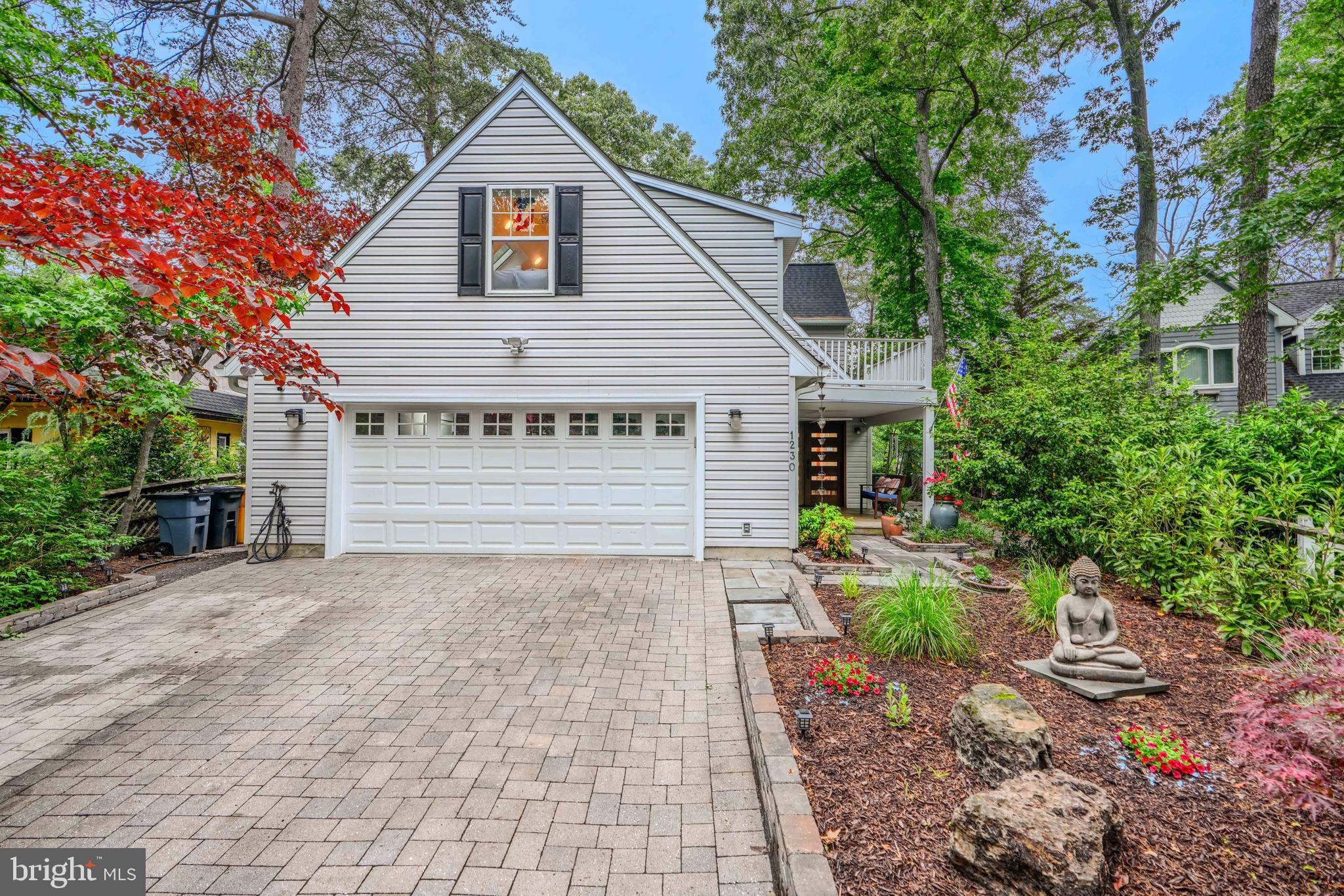 BAY HIGHLANDS - Residential