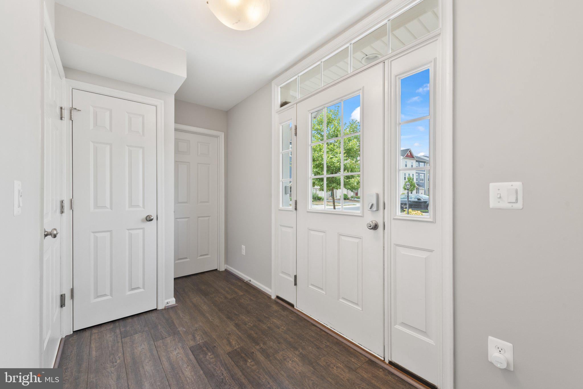 106 SPLENDOR GARDEN WAY