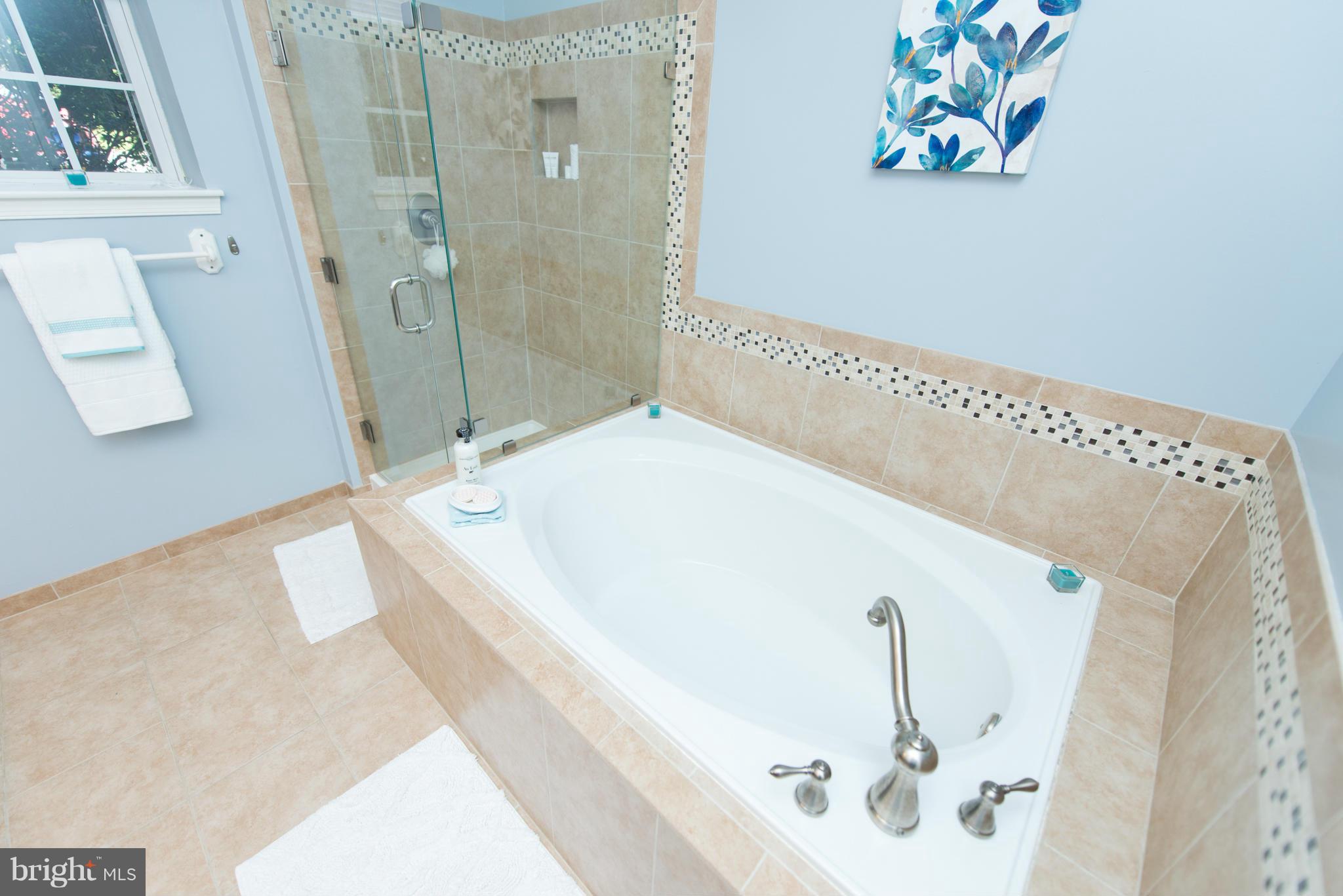 PINEY ORCHARD - Residential