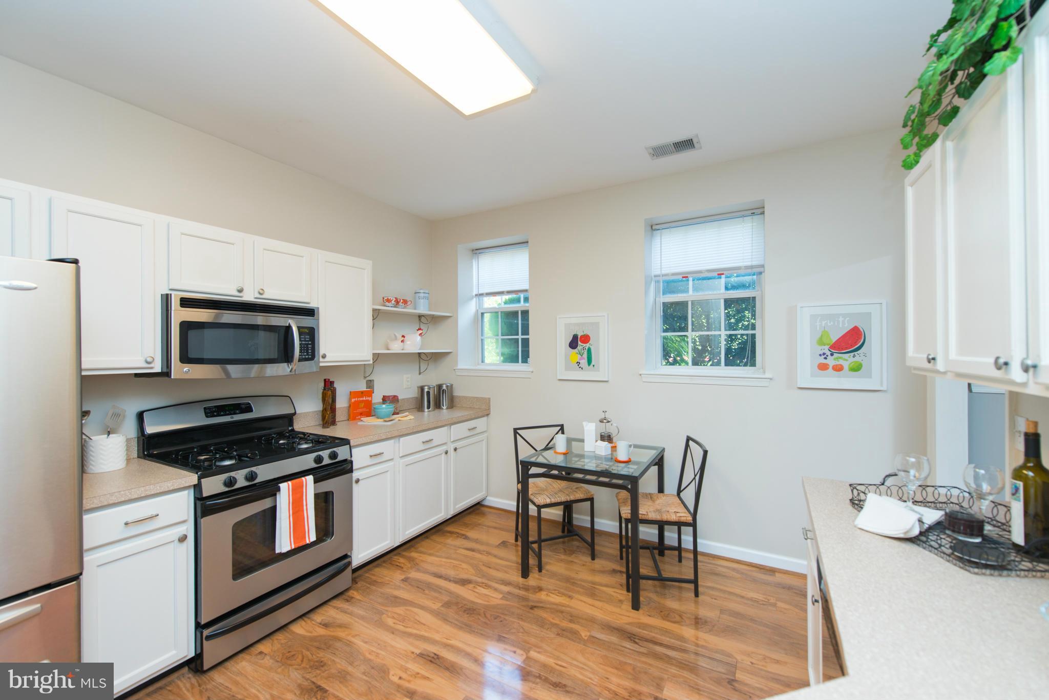 PINEY ORCHARD - Residential