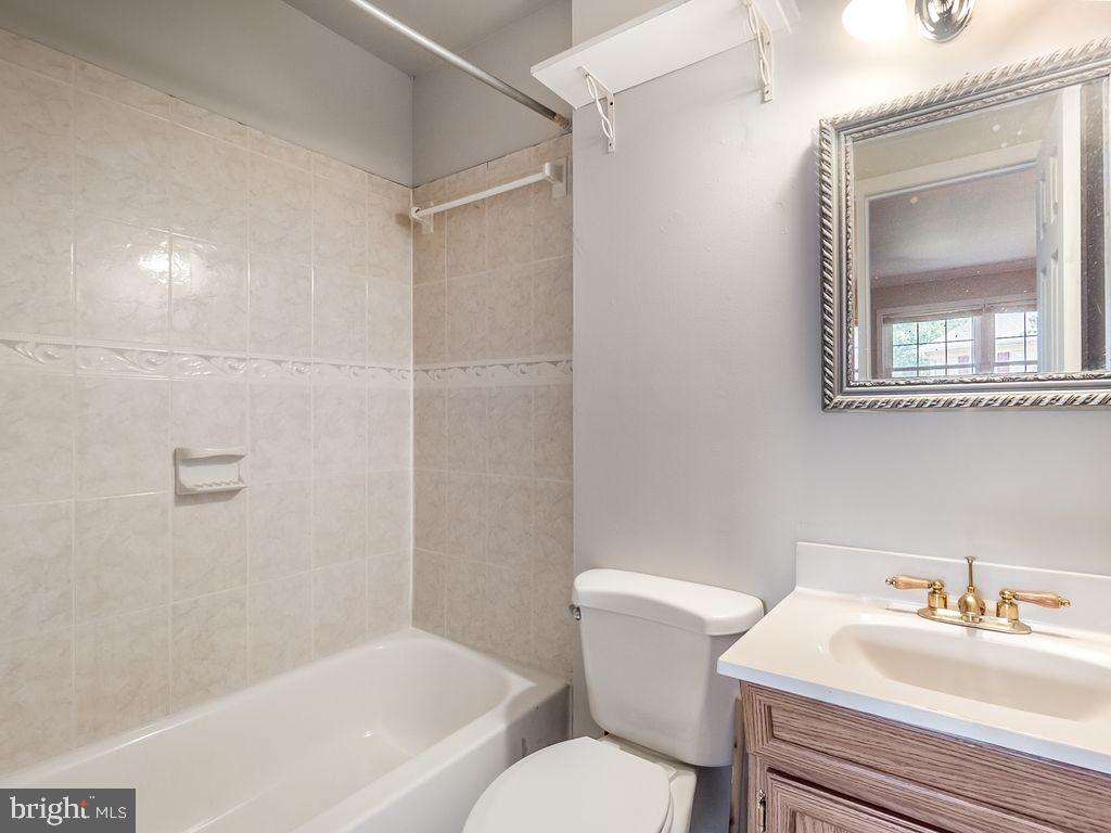 THE HIGHLANDS - Residential