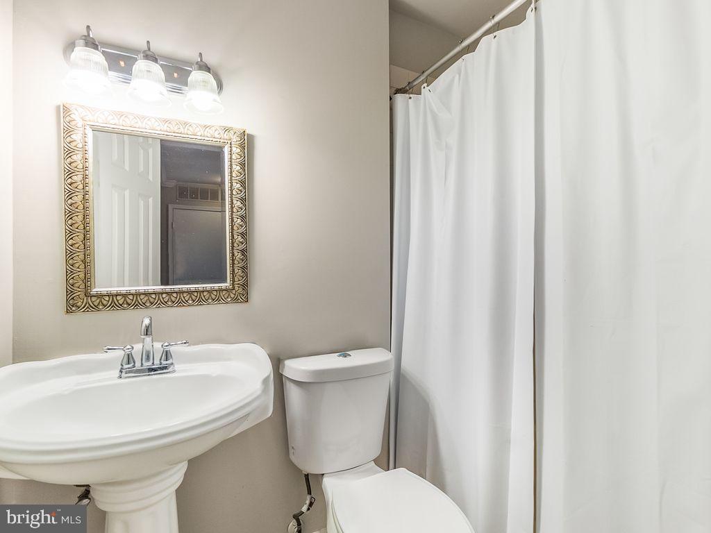 THE HIGHLANDS - Residential