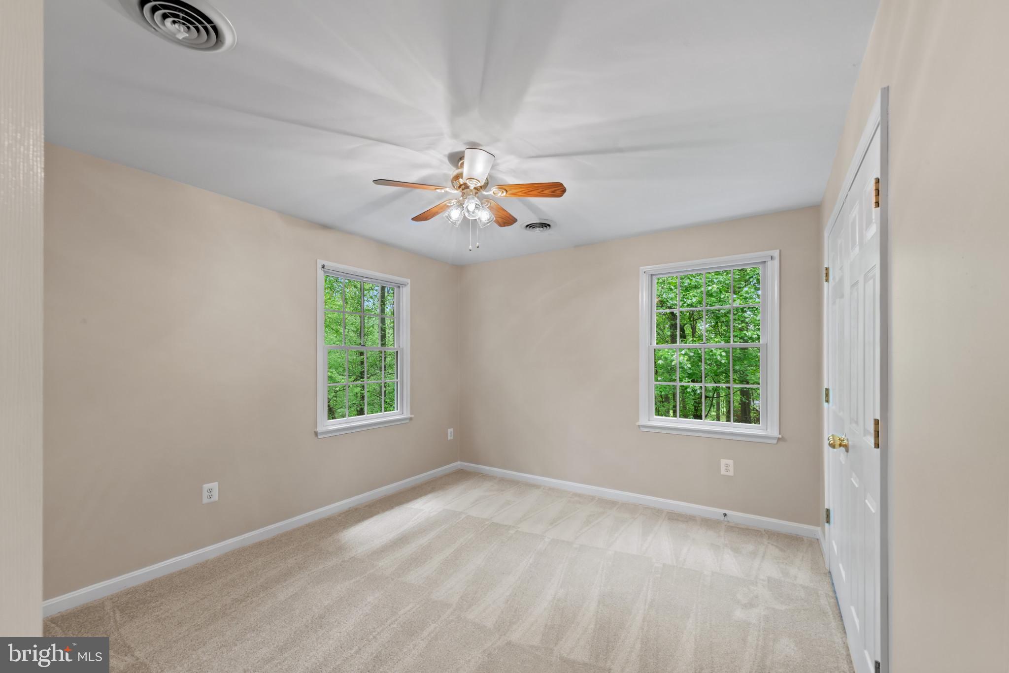 NORRIS RUN WOODS - Residential