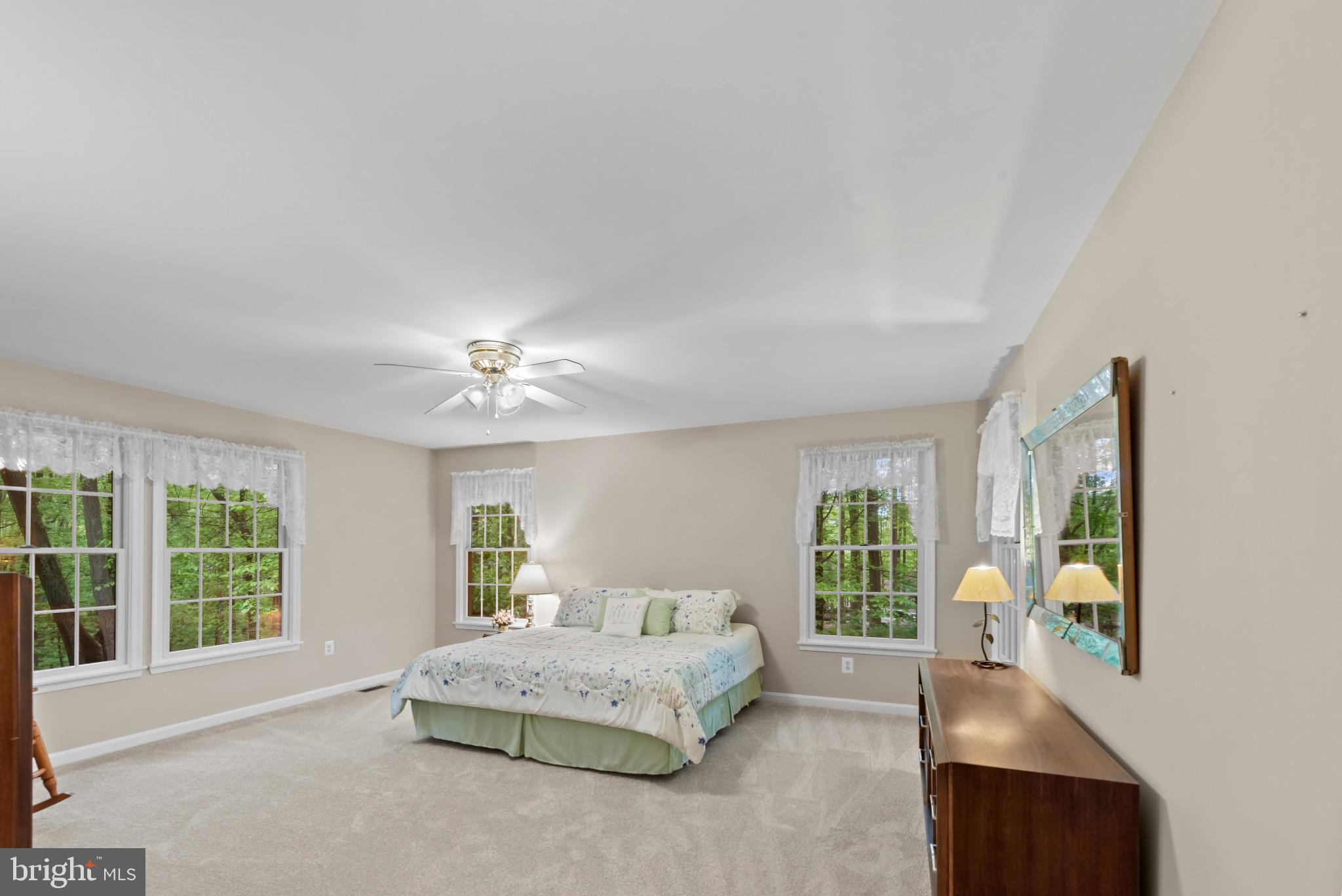 NORRIS RUN WOODS - Residential