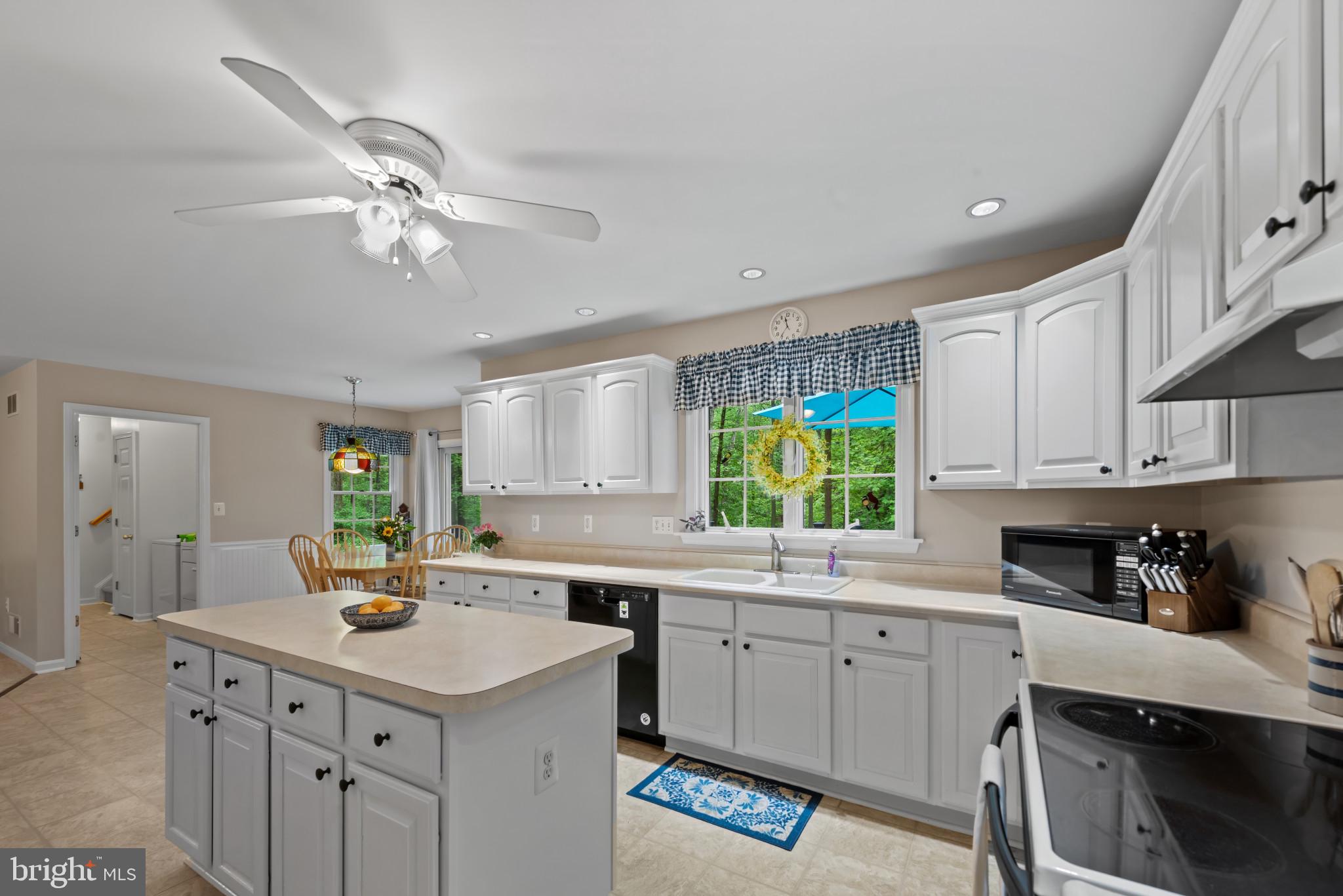 NORRIS RUN WOODS - Residential