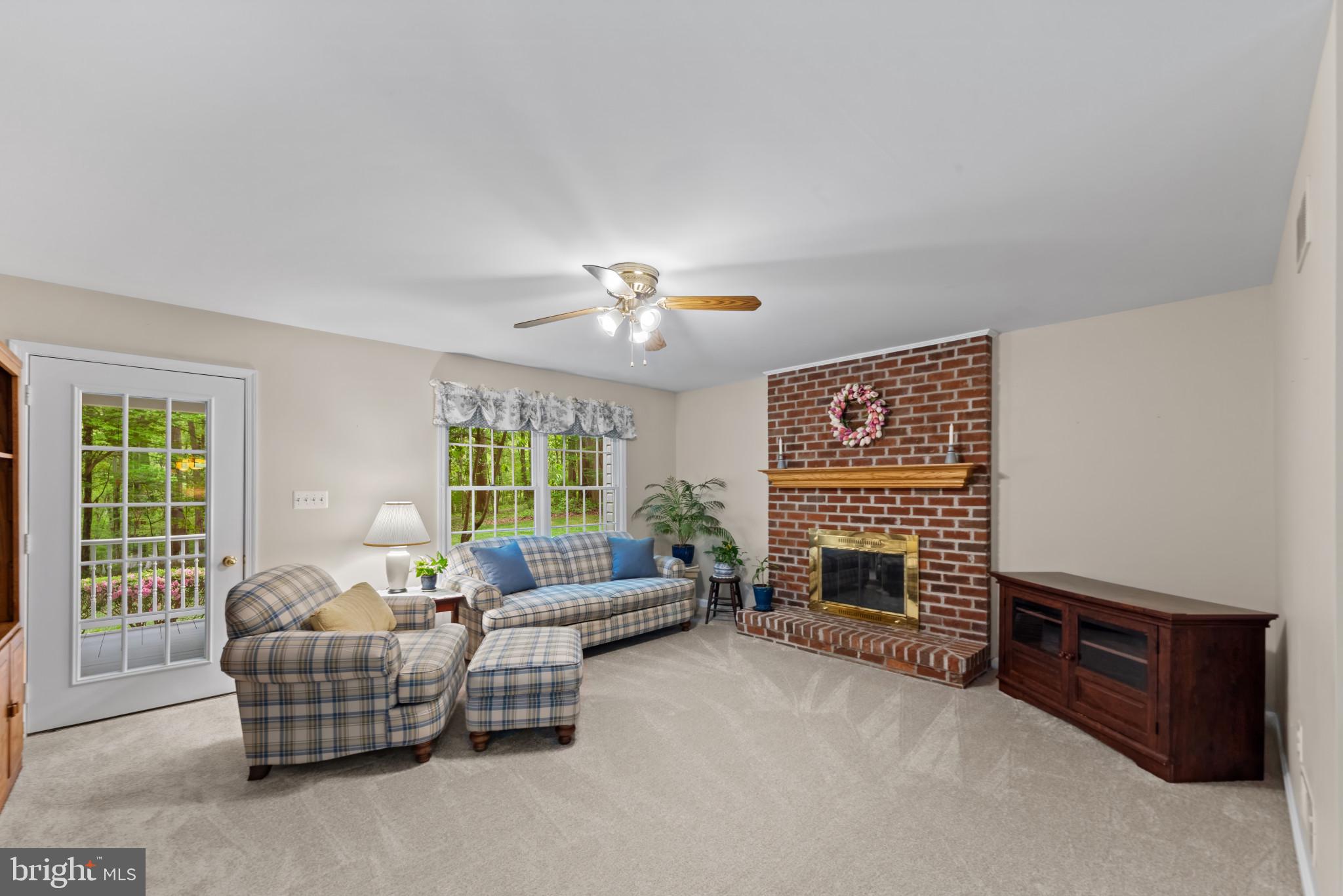 NORRIS RUN WOODS - Residential