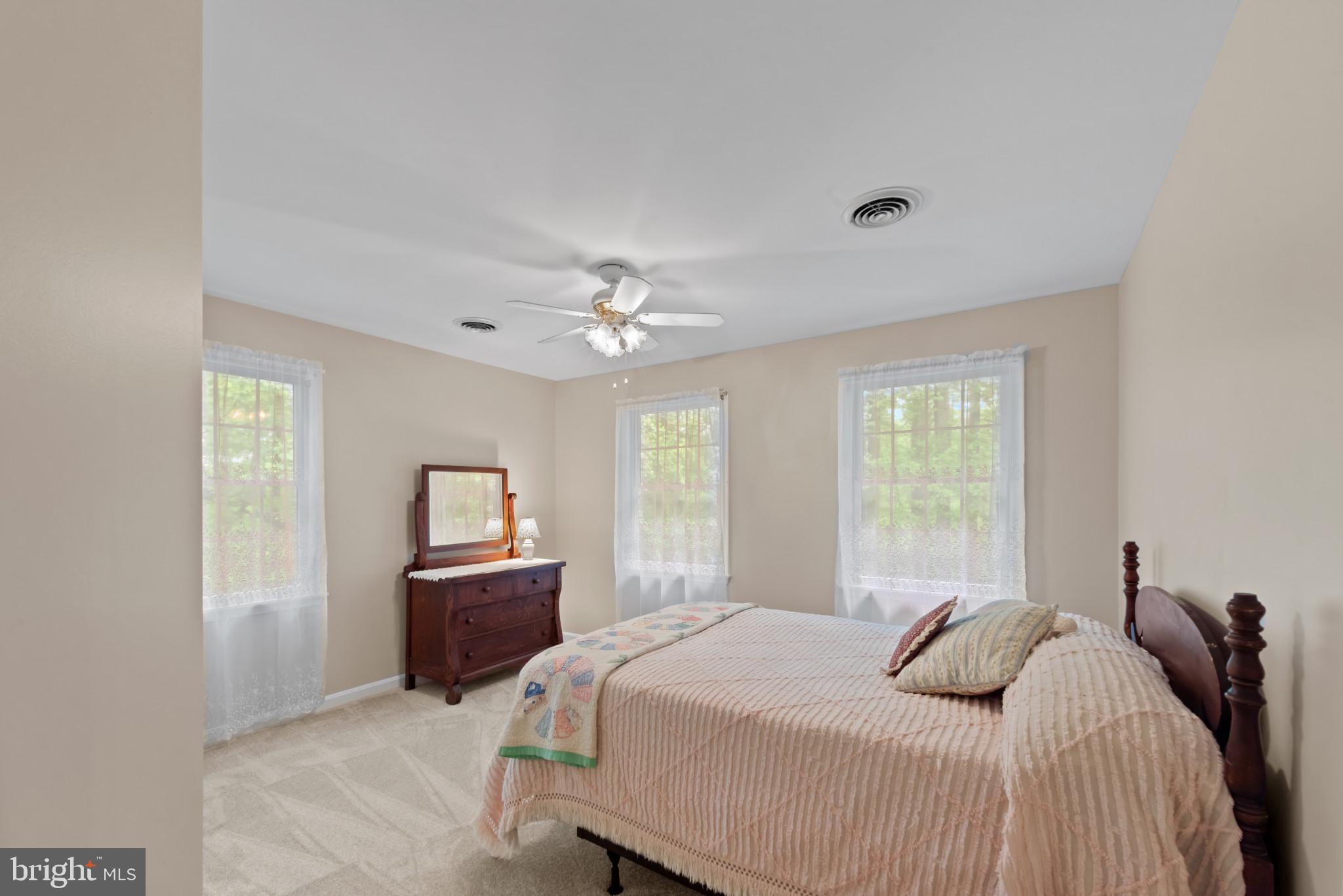 NORRIS RUN WOODS - Residential