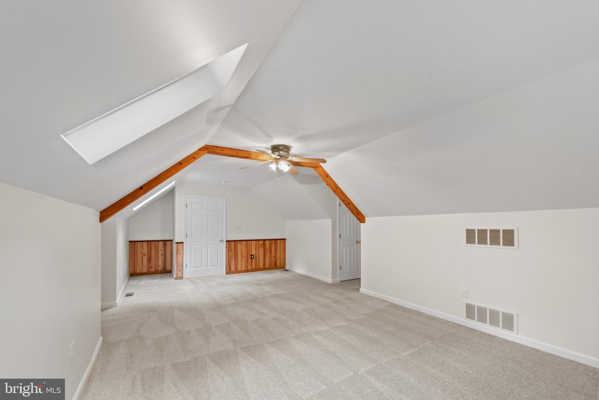 NORRIS RUN WOODS - Residential