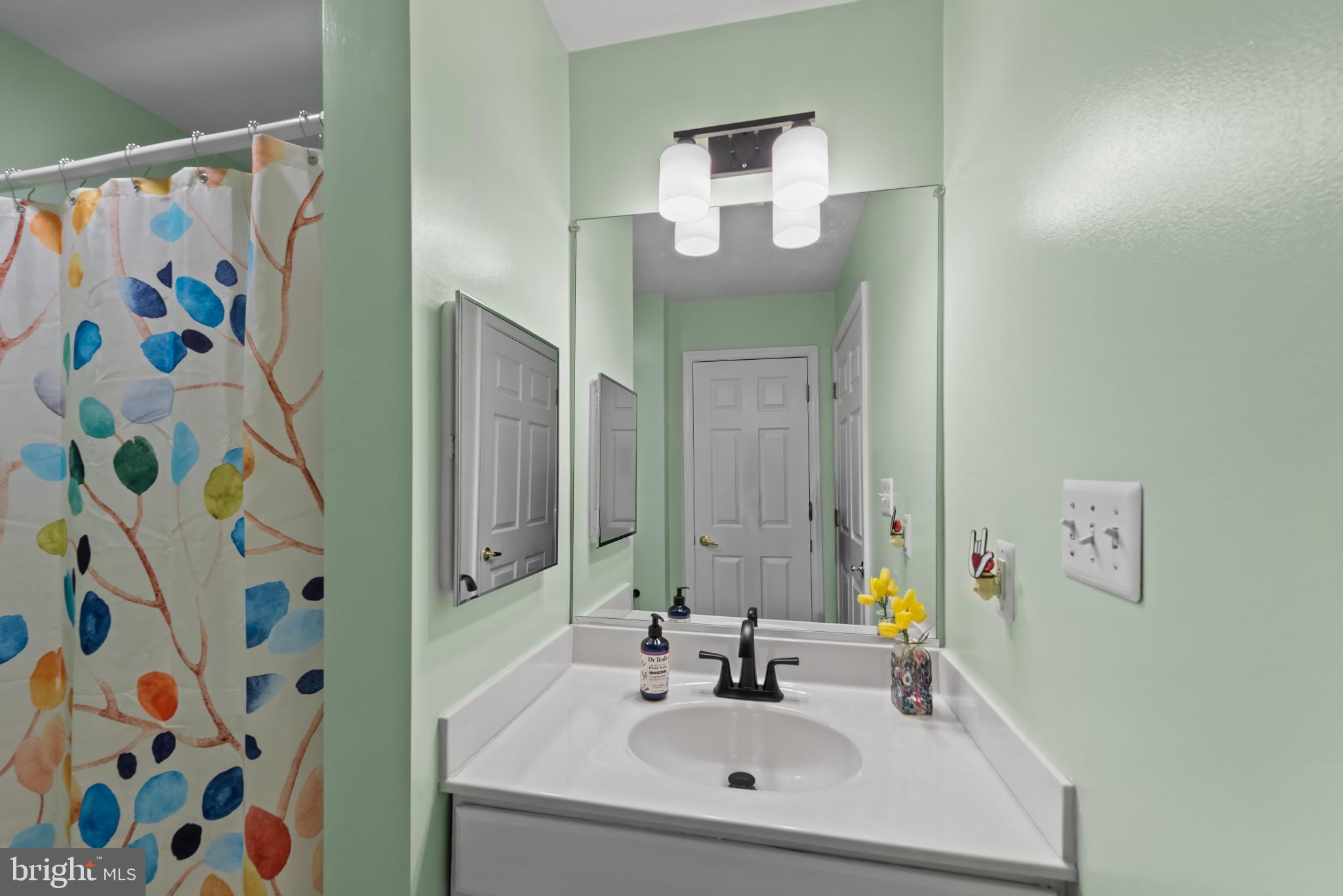 NORRIS RUN WOODS - Residential