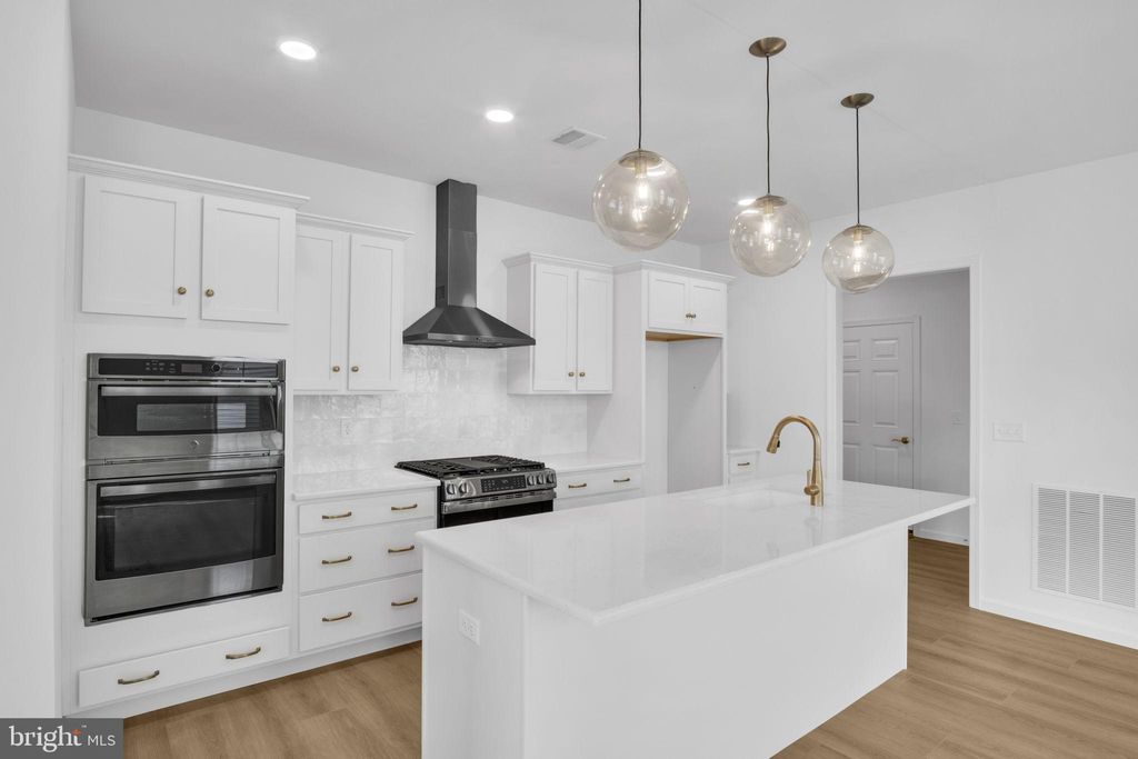 Photo of 105 Village Drive, MILLERSVILLE, PA 17551 (MLS # PALA2075742)