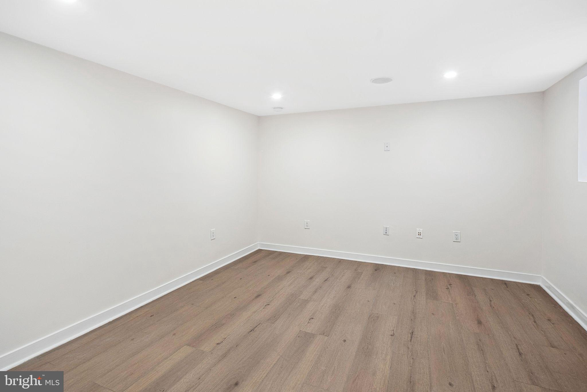 GERMANTOWN - Residential Lease